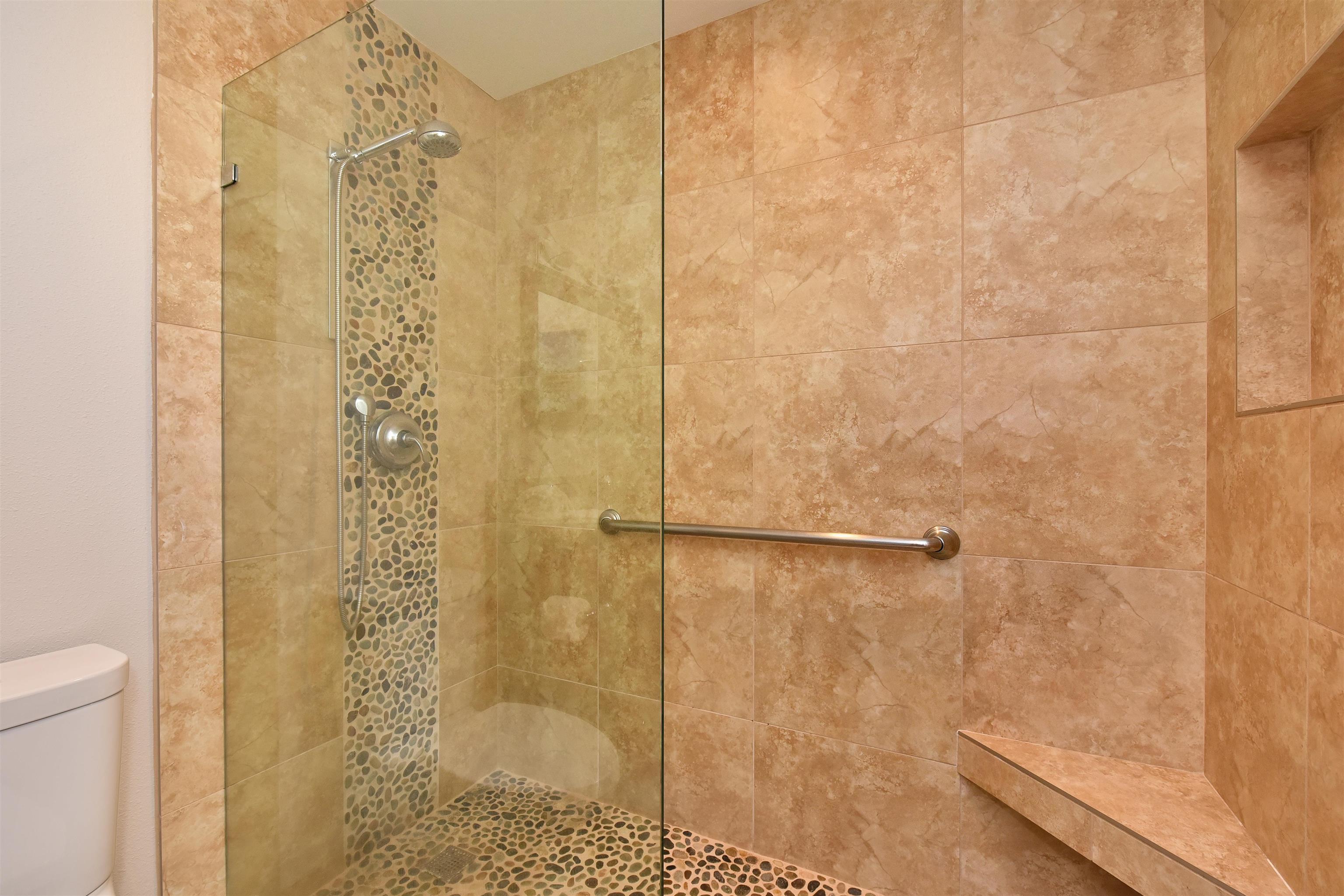 Lahaina Shores condo # 614, Lahaina, Hawaii - photo 13 of 32