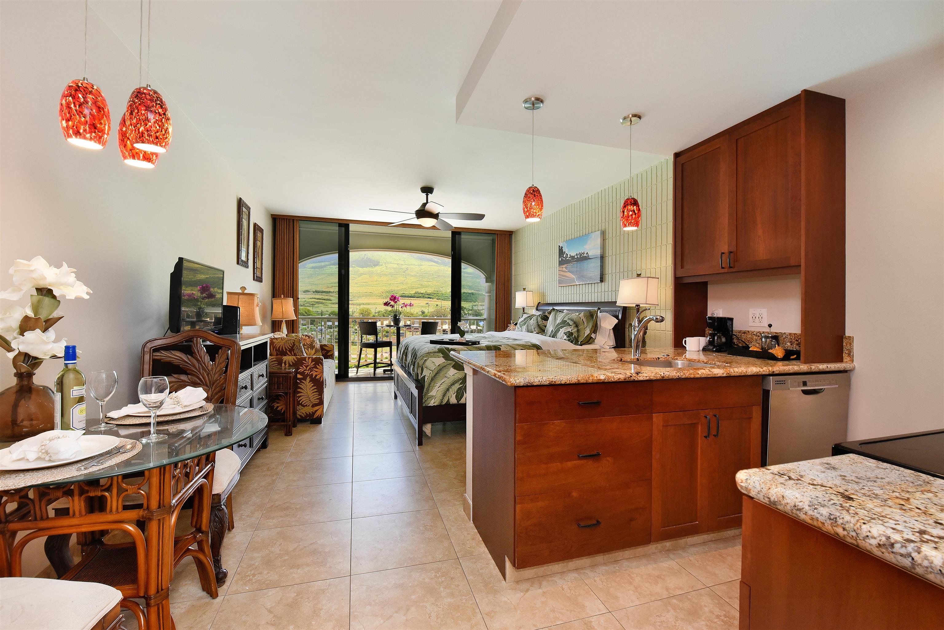 Lahaina Shores condo # 614, Lahaina, Hawaii - photo 4 of 32