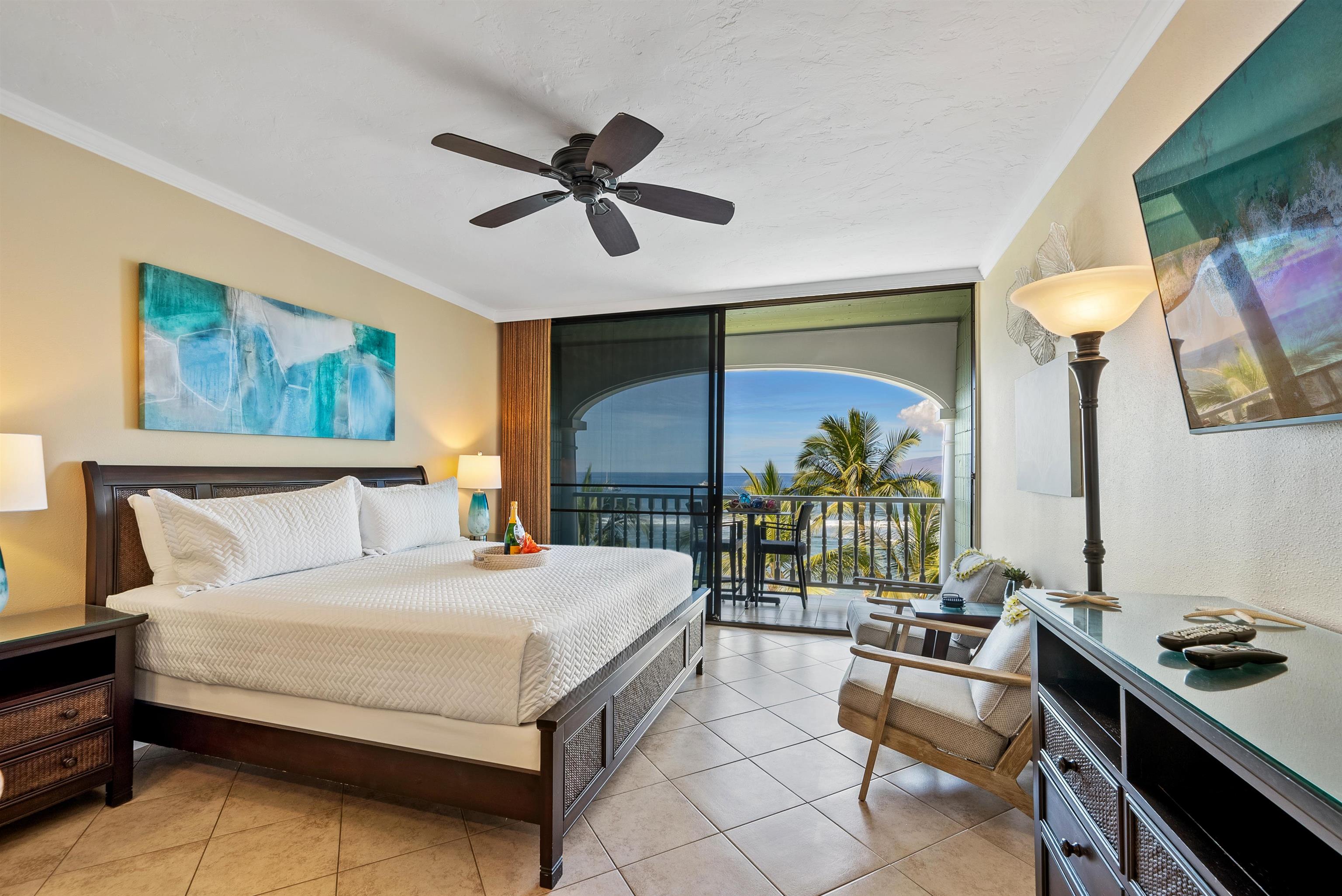 Lahaina Shores condo # 617, Lahaina, Hawaii - photo 15 of 37