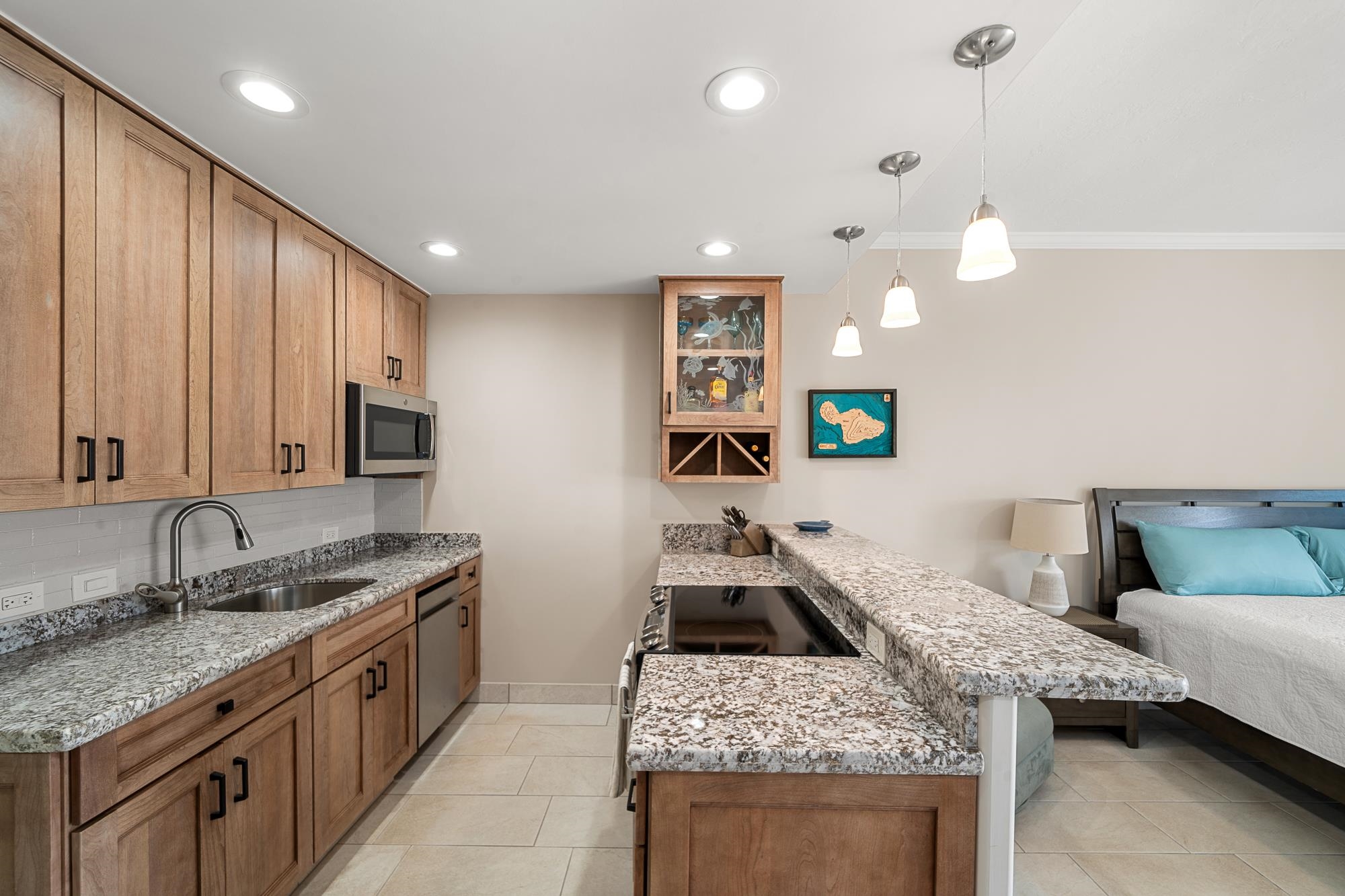 Lahaina Shores condo # 620, Lahaina, Hawaii - photo 15 of 42