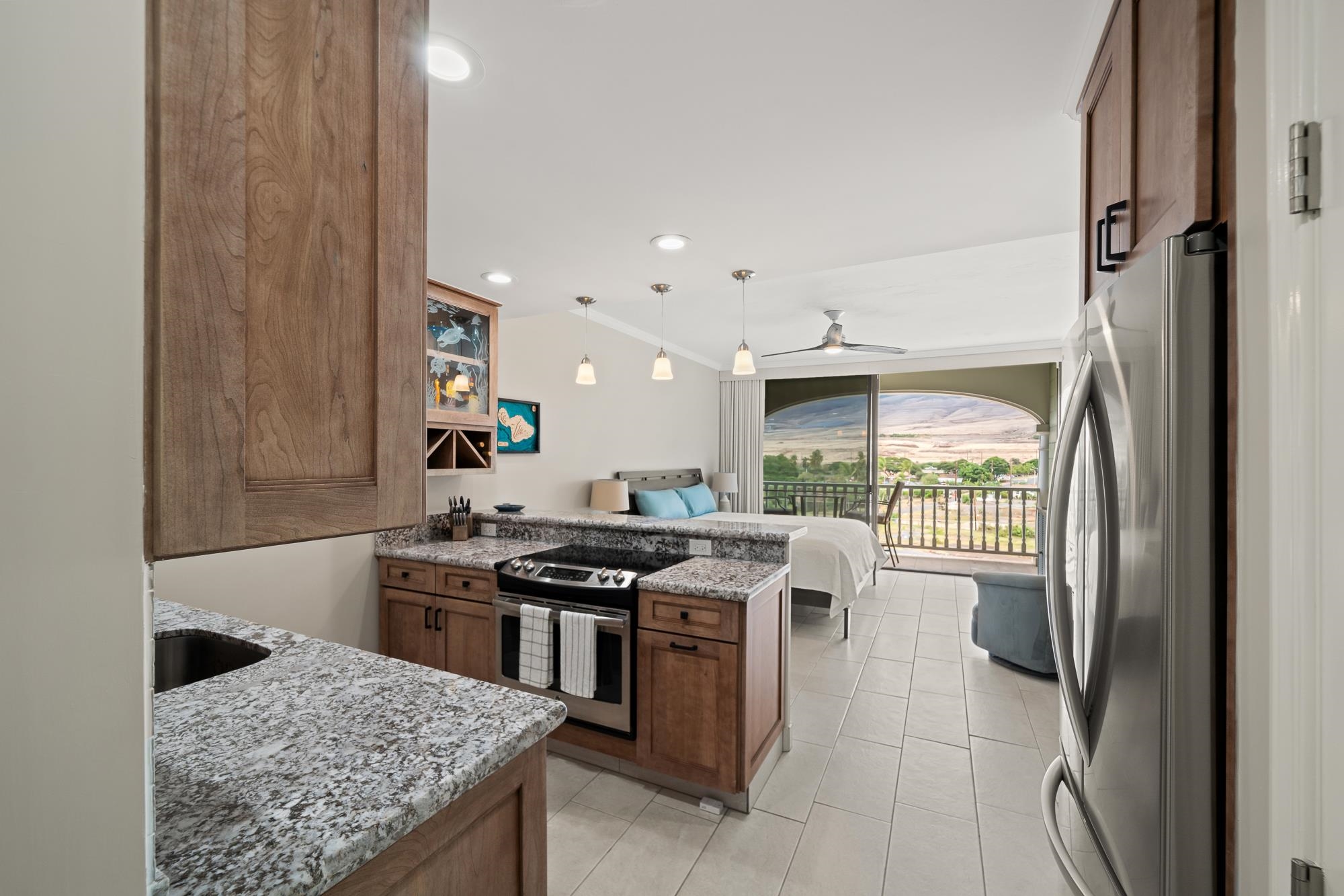 Lahaina Shores condo # 620, Lahaina, Hawaii - photo 3 of 42