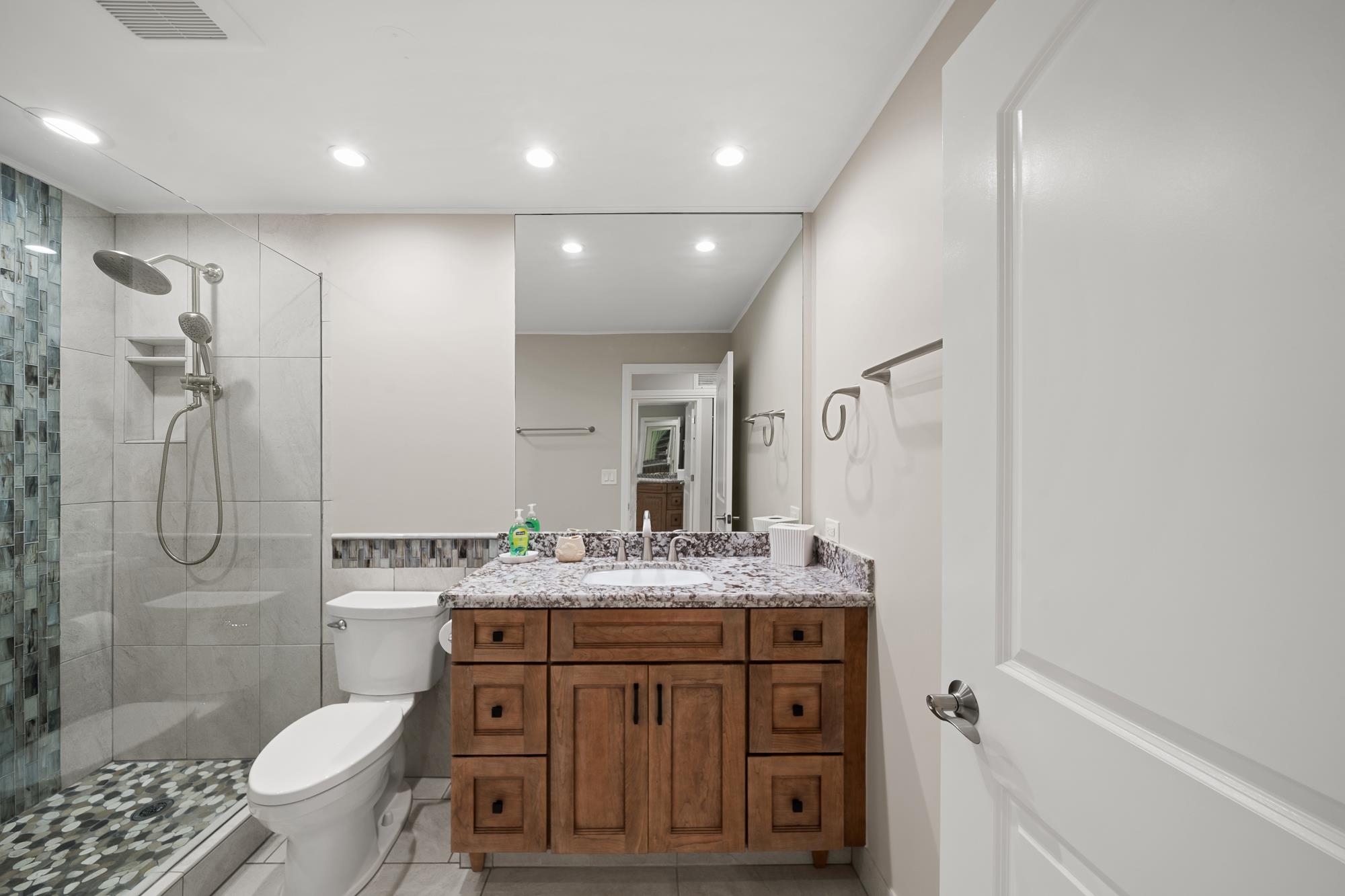 Lahaina Shores condo # 620, Lahaina, Hawaii - photo 22 of 42