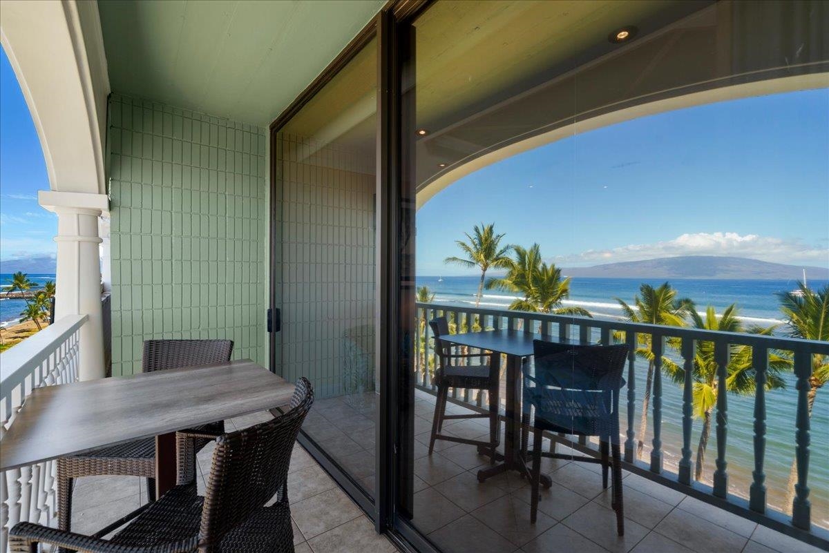 Lahaina Shores condo # 629, Lahaina, Hawaii - photo 11 of 36