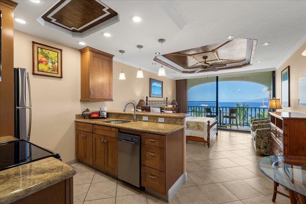Lahaina Shores condo # 629, Lahaina, Hawaii - photo 18 of 36