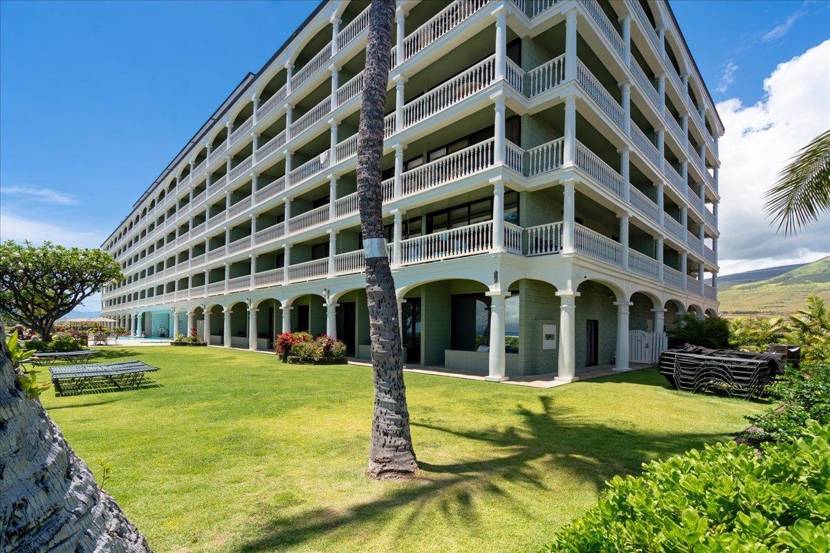Lahaina Shores condo # 629, Lahaina, Hawaii - photo 24 of 36