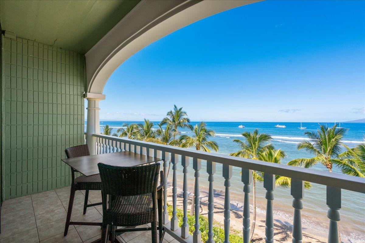 Lahaina Shores condo # 629, Lahaina, Hawaii - photo 5 of 36