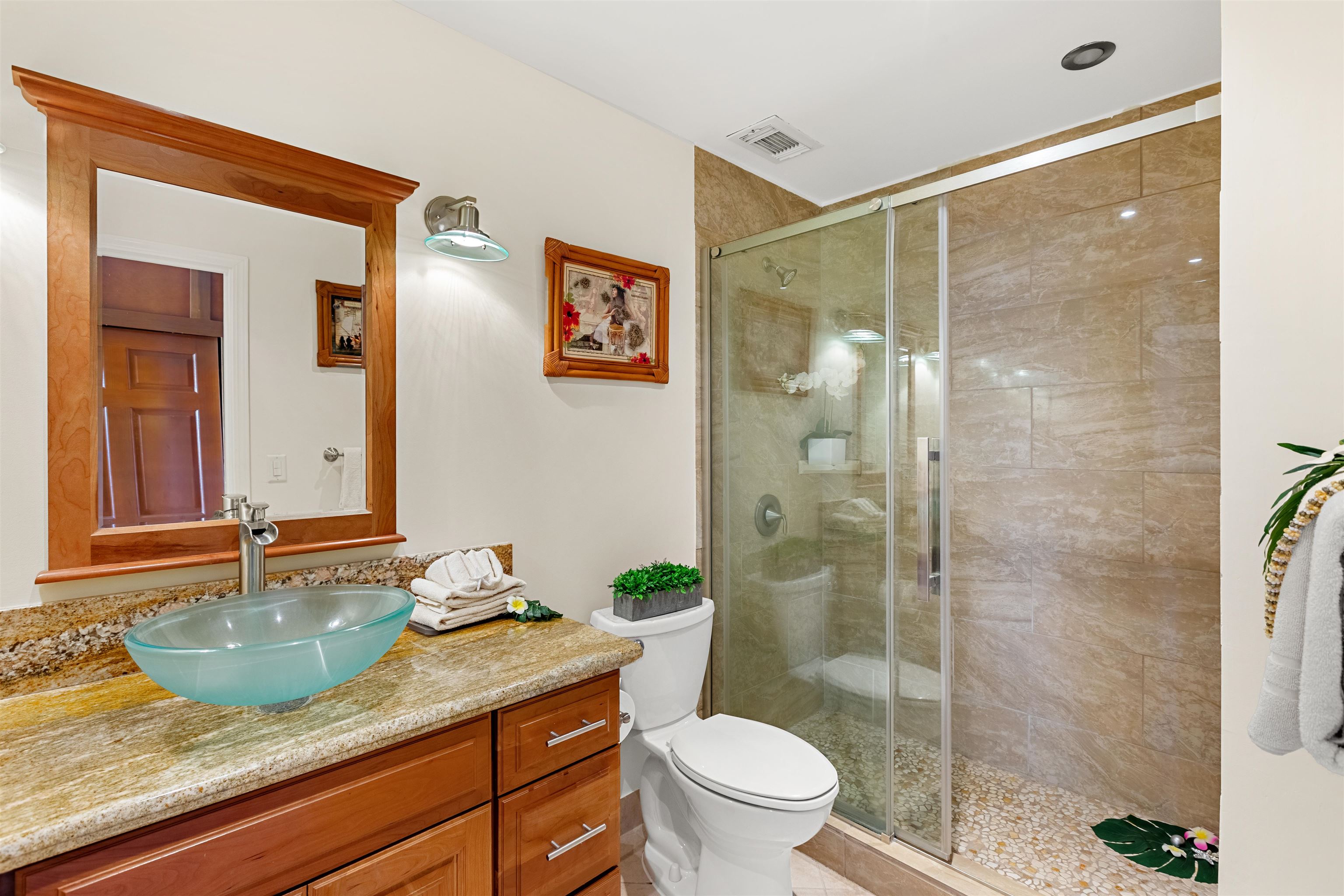 Lahaina Shores condo # 635, Lahaina, Hawaii - photo 12 of 23