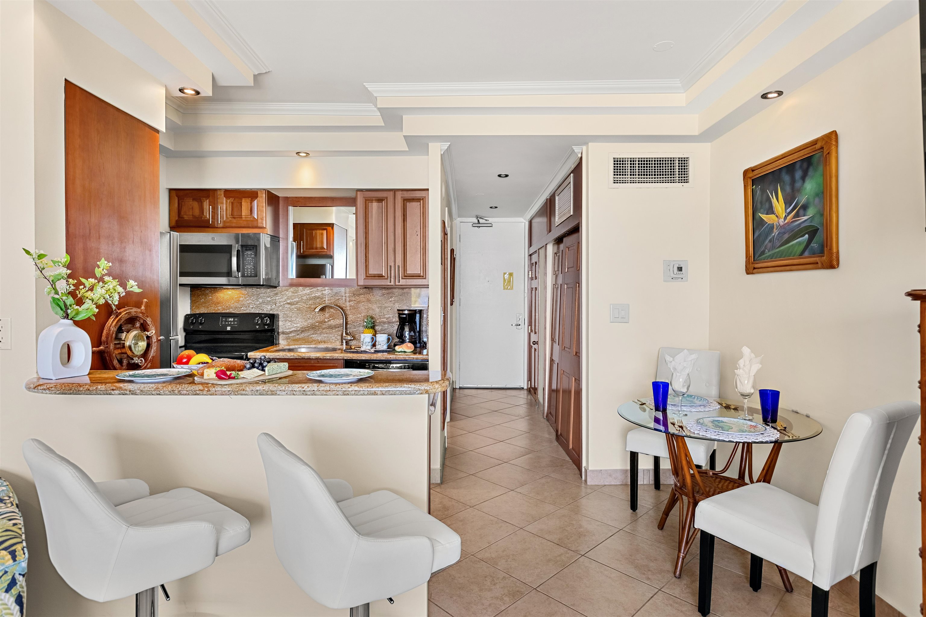 Lahaina Shores condo # 635, Lahaina, Hawaii - photo 14 of 23