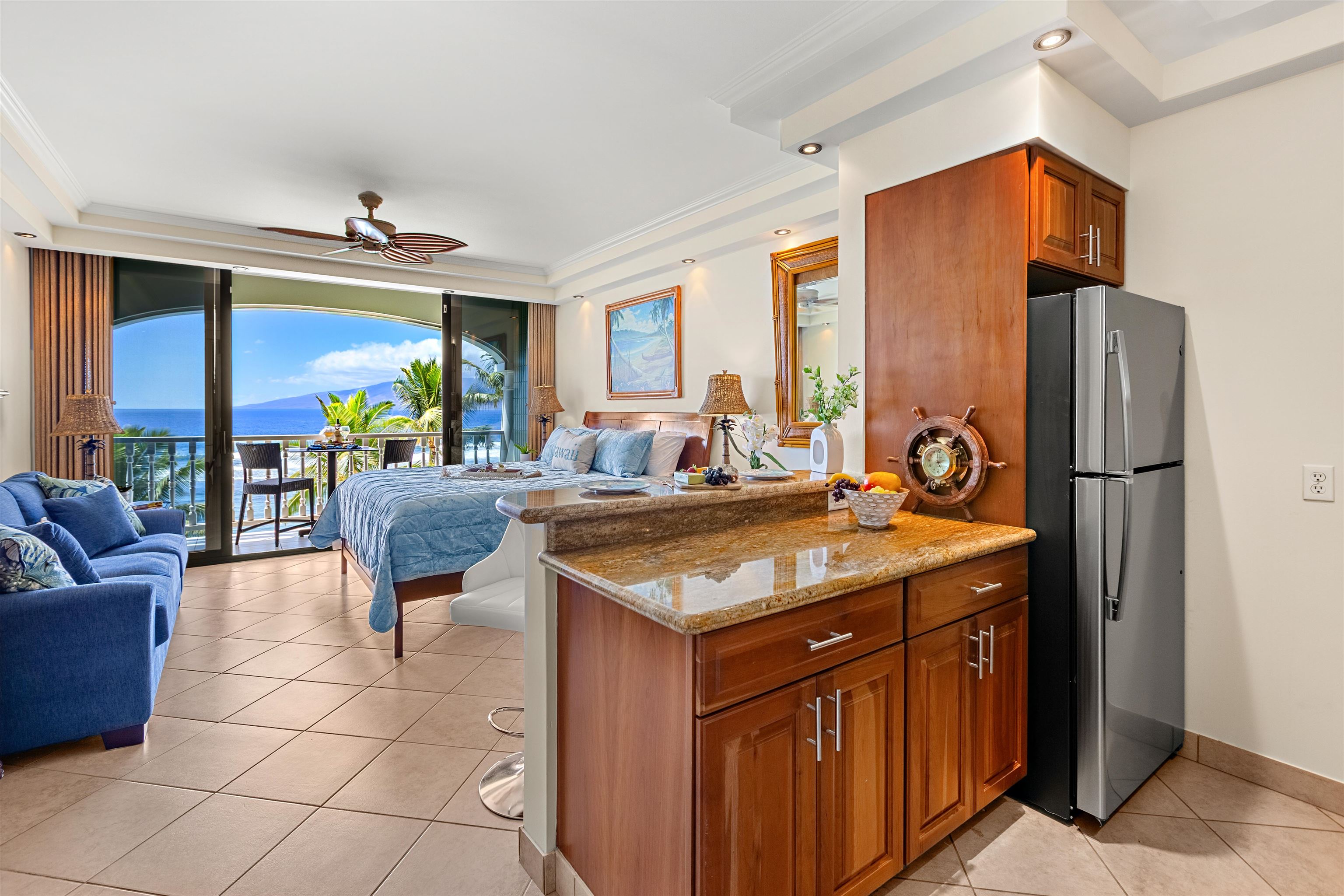 Lahaina Shores condo # 635, Lahaina, Hawaii - photo 4 of 23