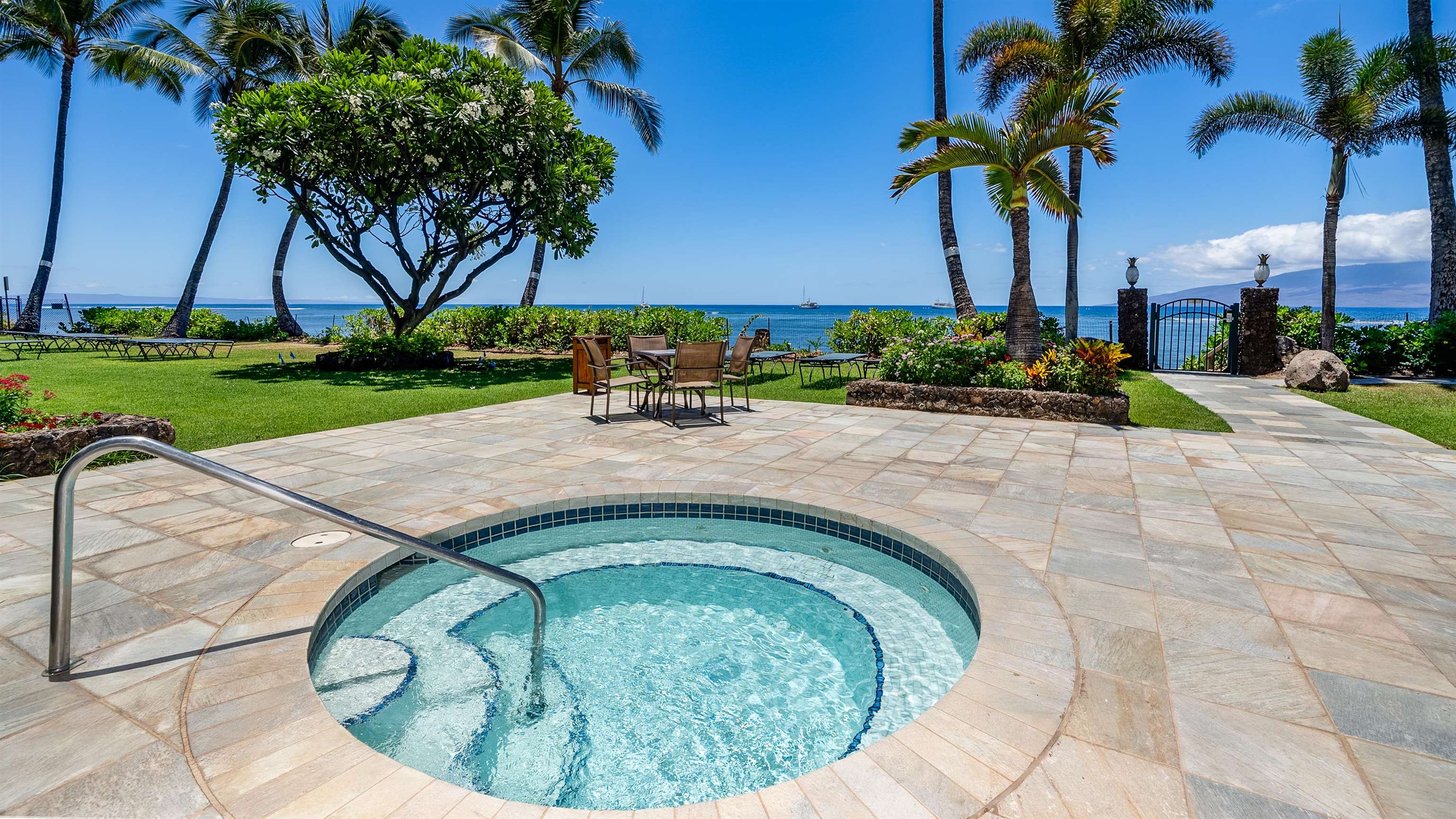 Lahaina Shores condo # PH 4, Lahaina, Hawaii - photo 31 of 38