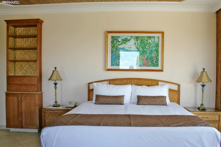 Lahaina Shores condo # 637, Lahaina, Hawaii - photo 15 of 30