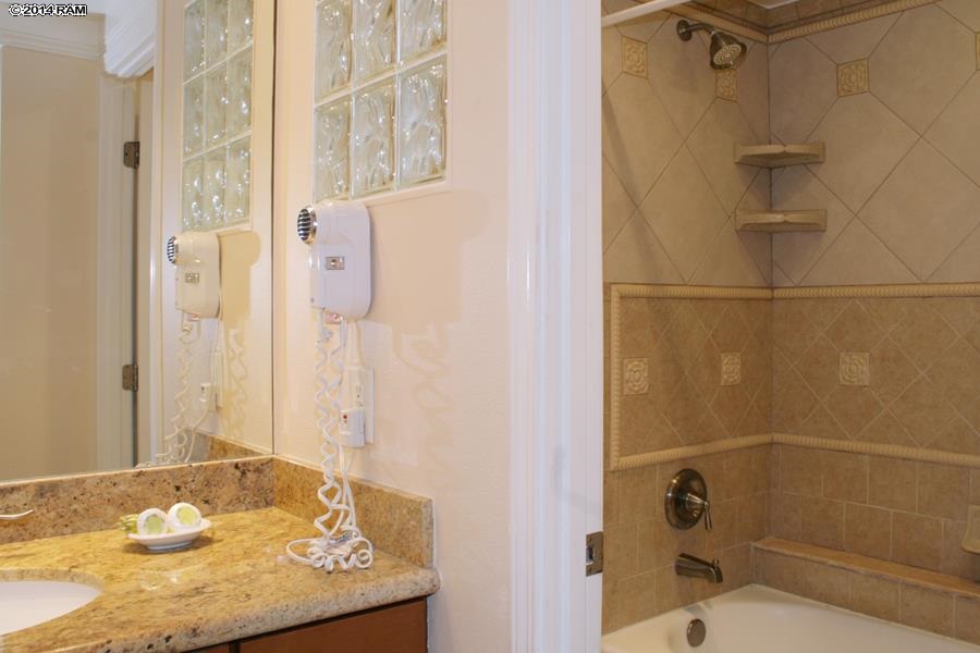 Lahaina Shores condo # 637, Lahaina, Hawaii - photo 19 of 30