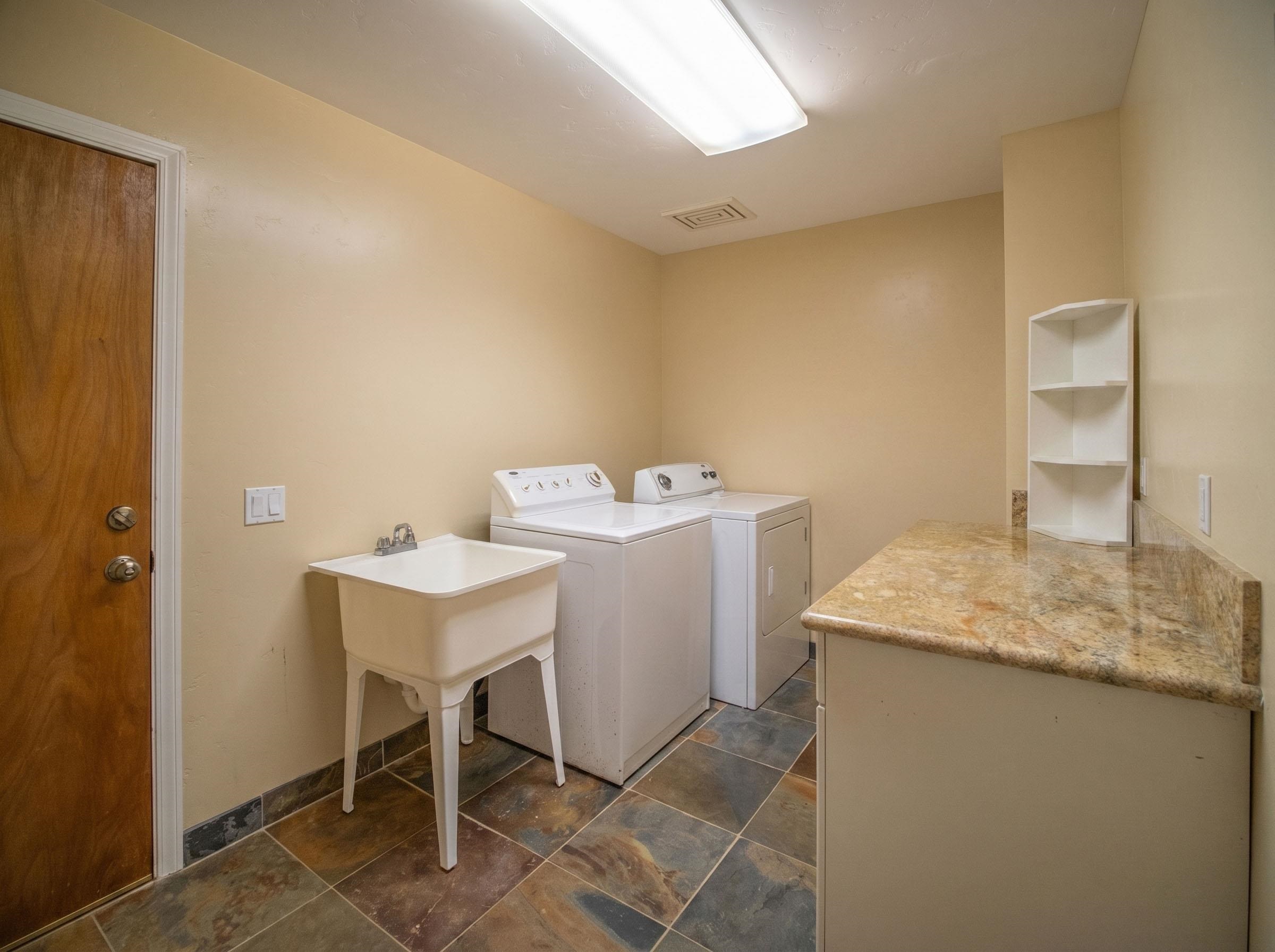 476  Kamuku Pl , Lanai home - photo 26 of 30