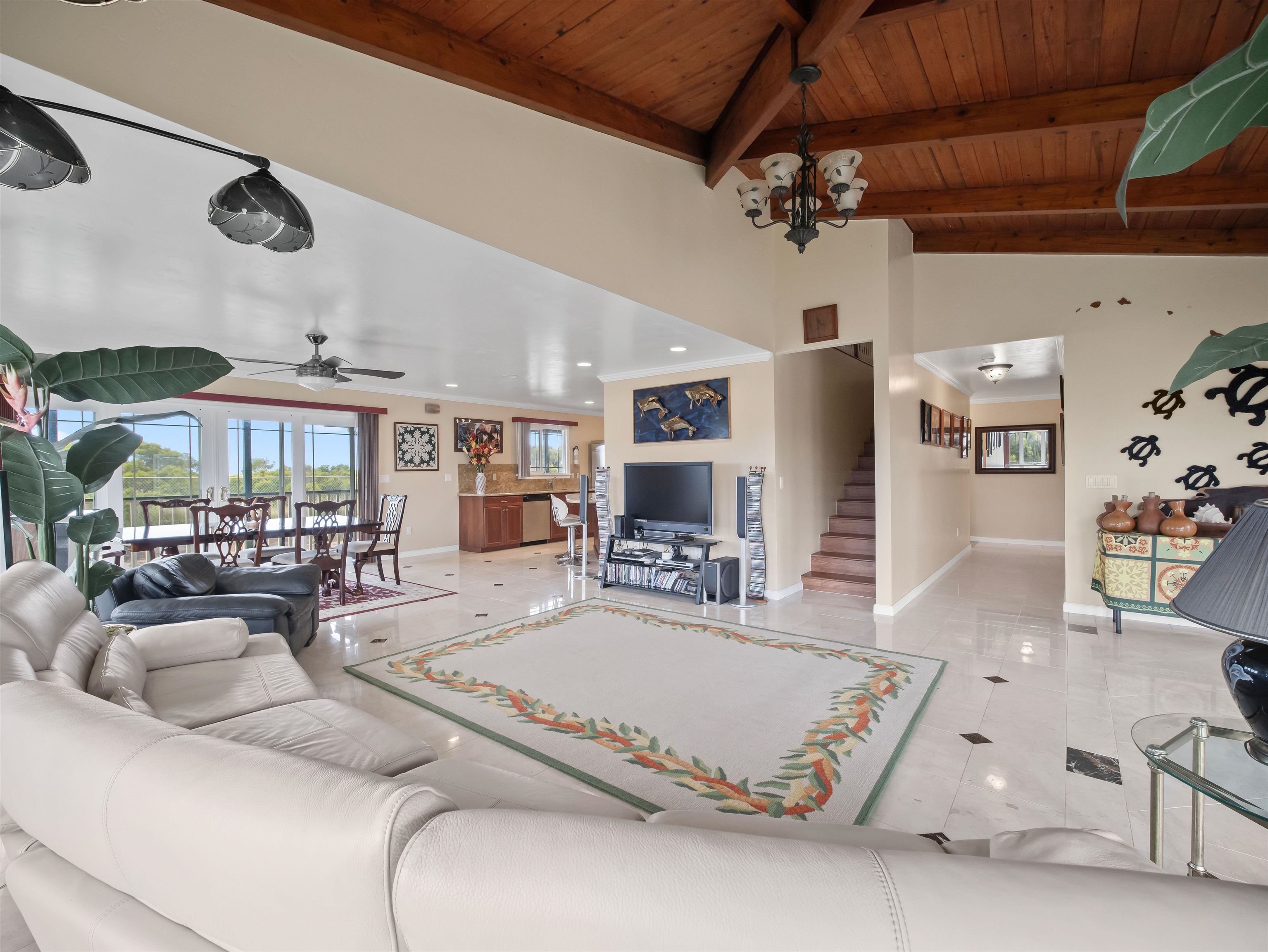 476  Kamuku Pl , Lanai home - photo 5 of 30
