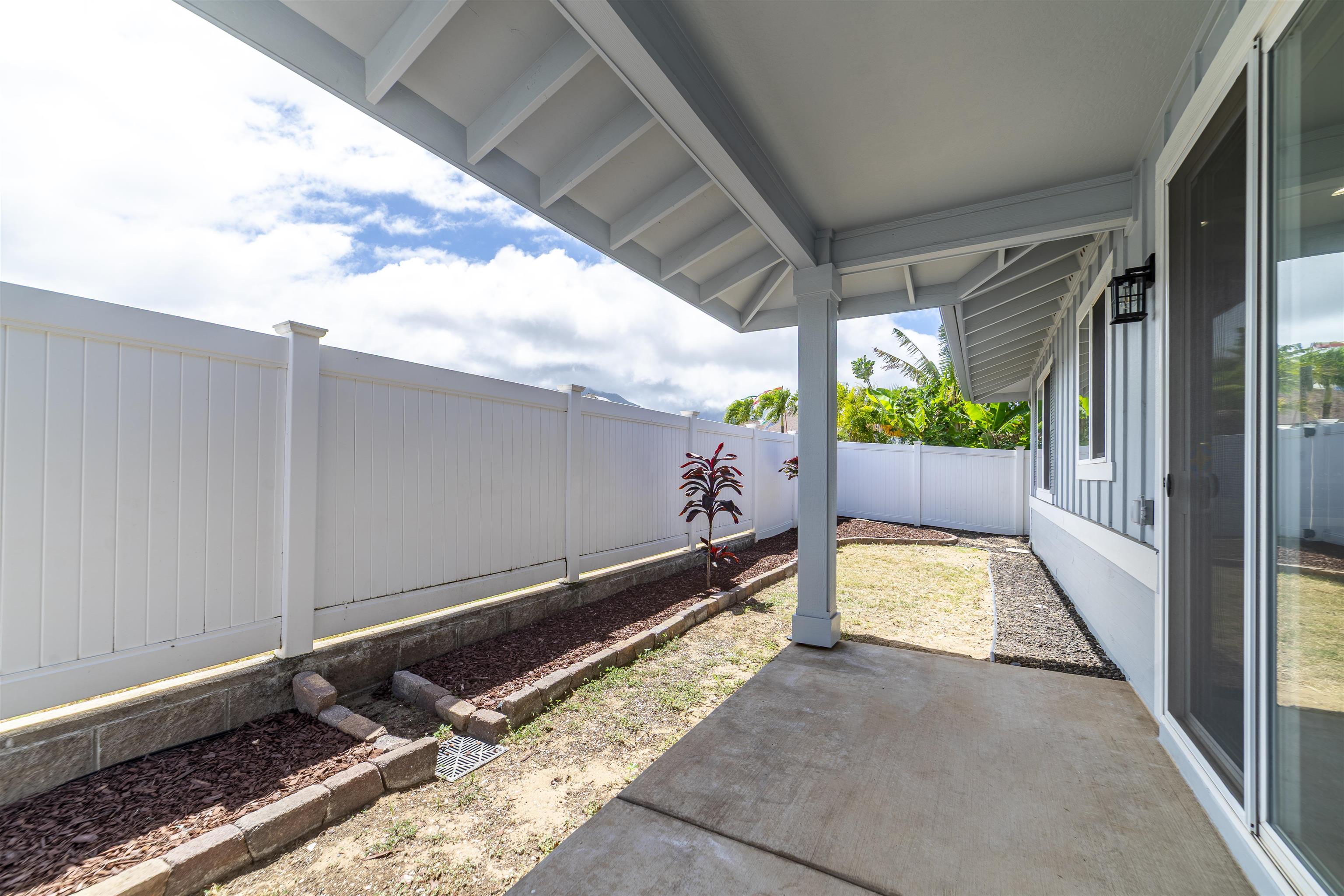 48  Hoku Puhipaka St Maui Lani, Kahului home - photo 31 of 37