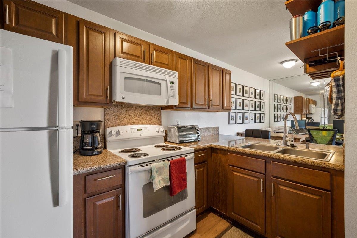 Southpointe at Waiakoa condo # 17-201, Kihei, Hawaii - photo 12 of 26