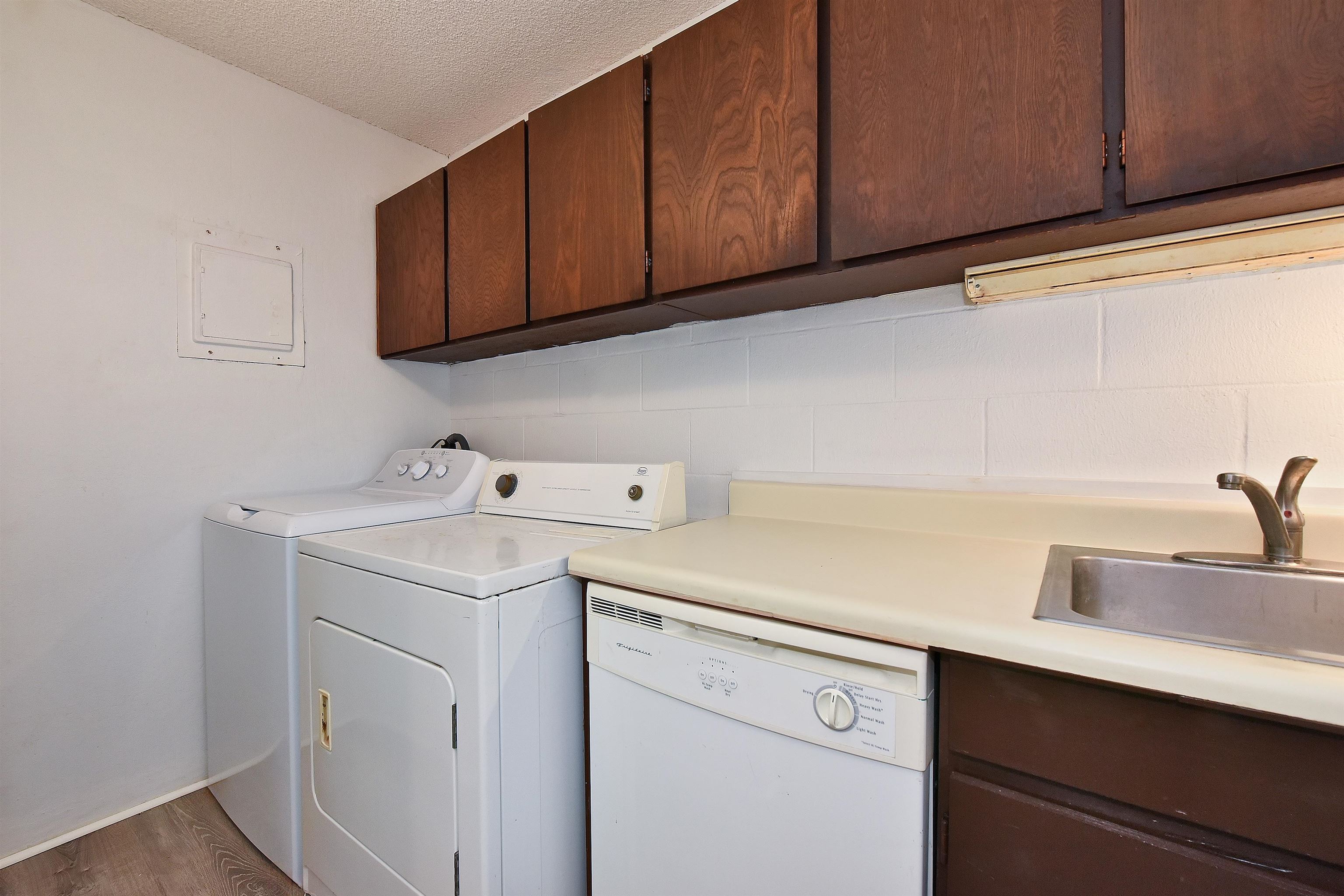 Puuone Hale Alii condo # 203, Wailuku, Hawaii - photo 12 of 20
