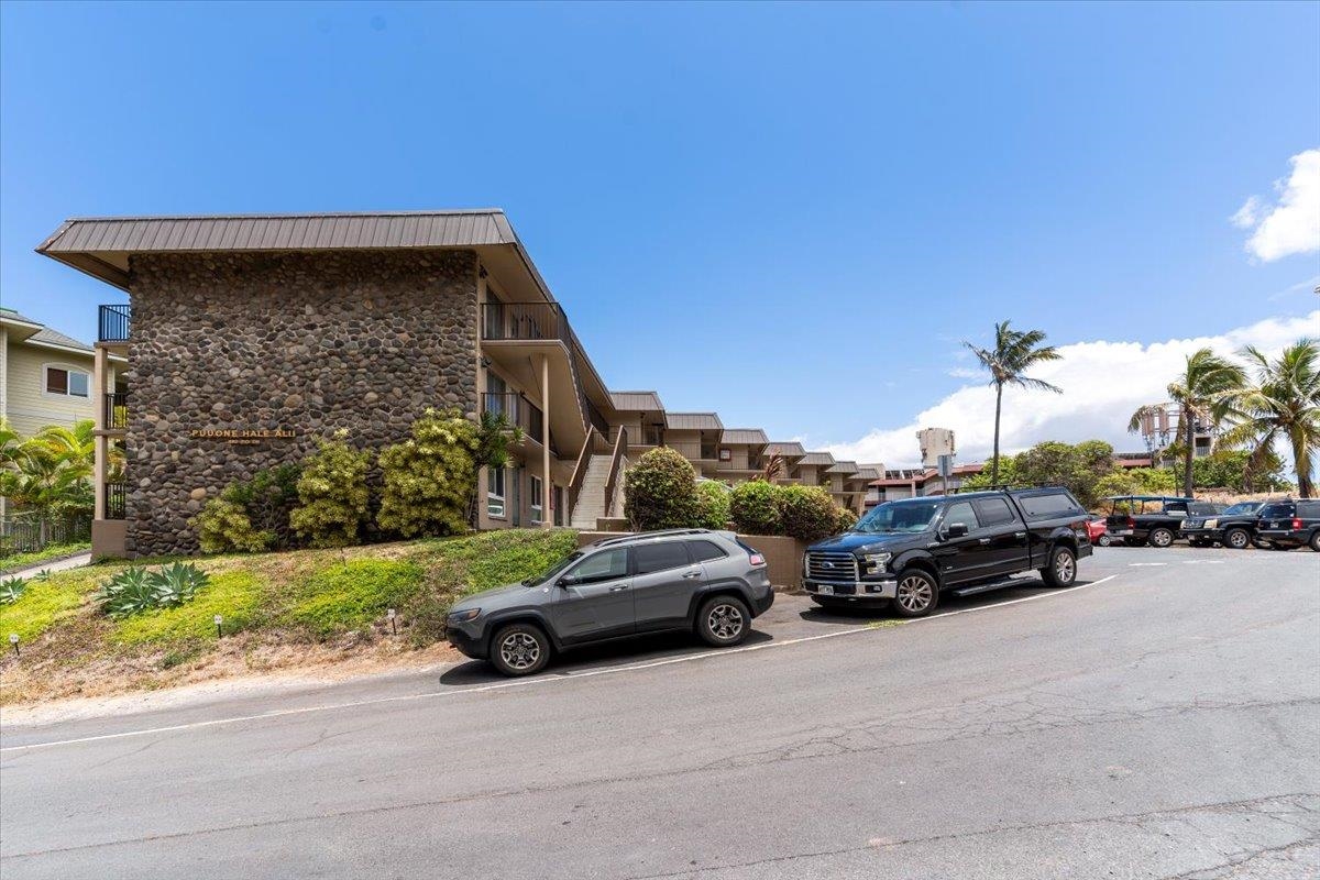 Puuone Hale Alii condo # 206, Wailuku, Hawaii - photo 29 of 33