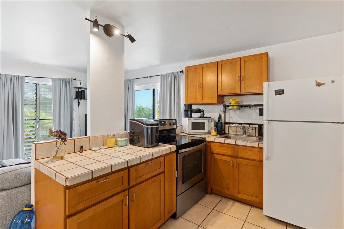 Puuone Hale Alii condo # 206, Wailuku, Hawaii - photo 15 of 33