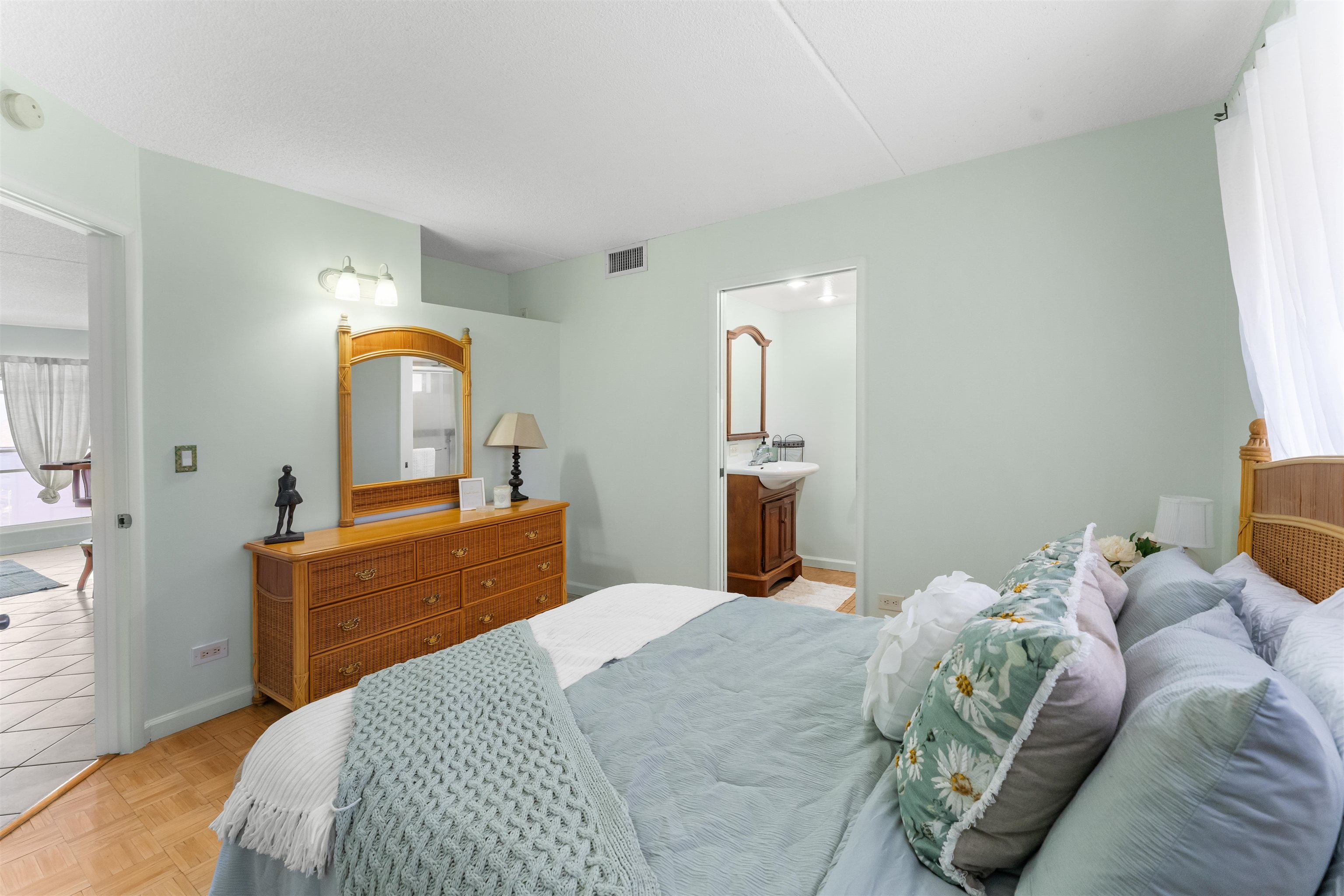 Puuone Hale Alii condo # 310, Wailuku, Hawaii - photo 4 of 13