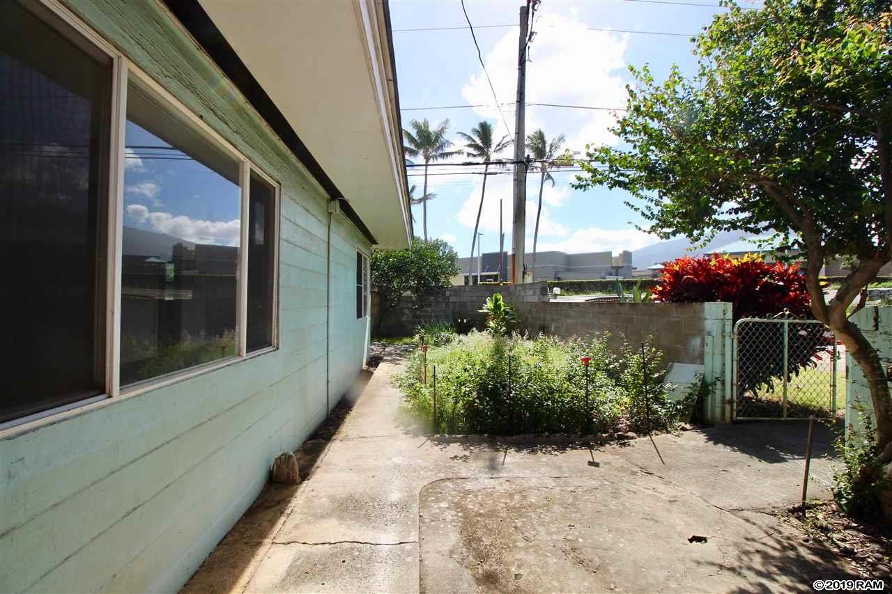 480  Waiehu Beach Rd , Wailuku home - photo 10 of 19