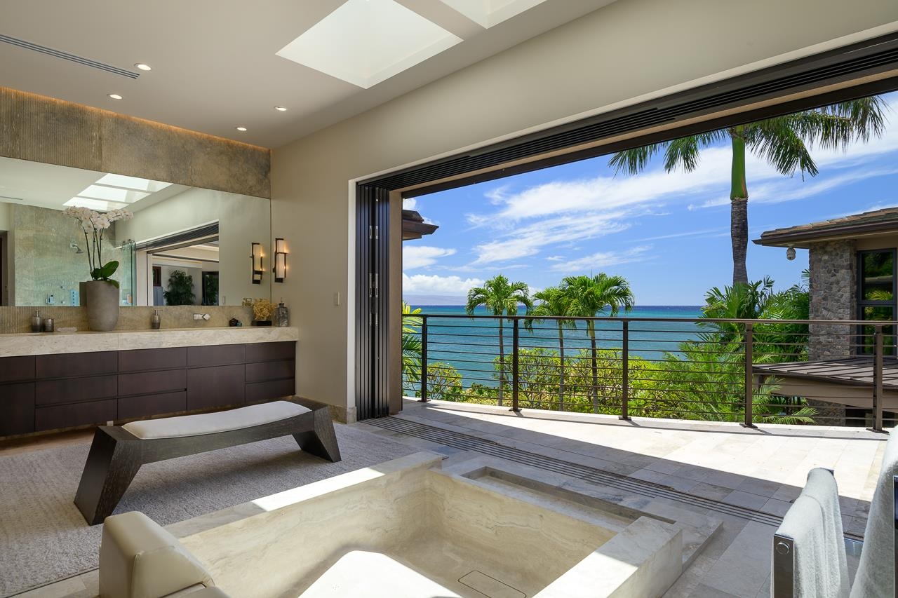 4809  Lower Honoapiilani Rd Kahana, Napili/Kahana/Honokowai home - photo 23 of 49