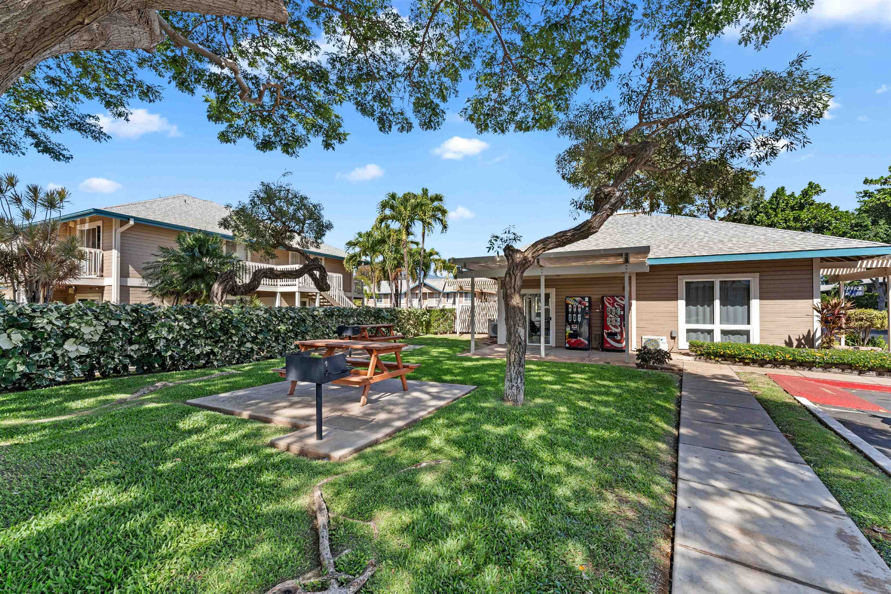 Southpointe at Waiakoa condo # 16-205, Kihei, Hawaii - photo 12 of 16