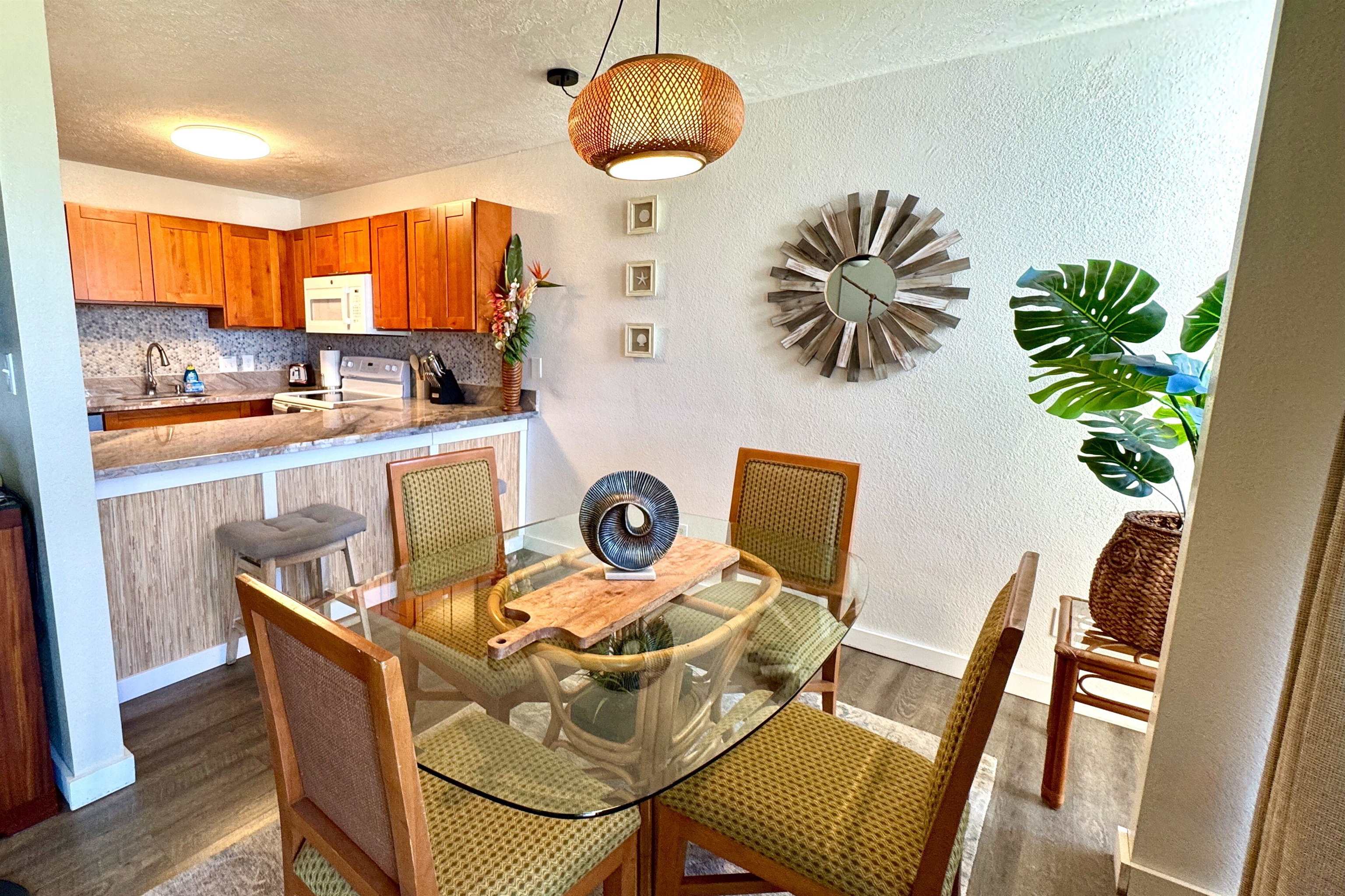 Kihei Holiday condo # 106, Kihei, Hawaii - photo 5 of 34