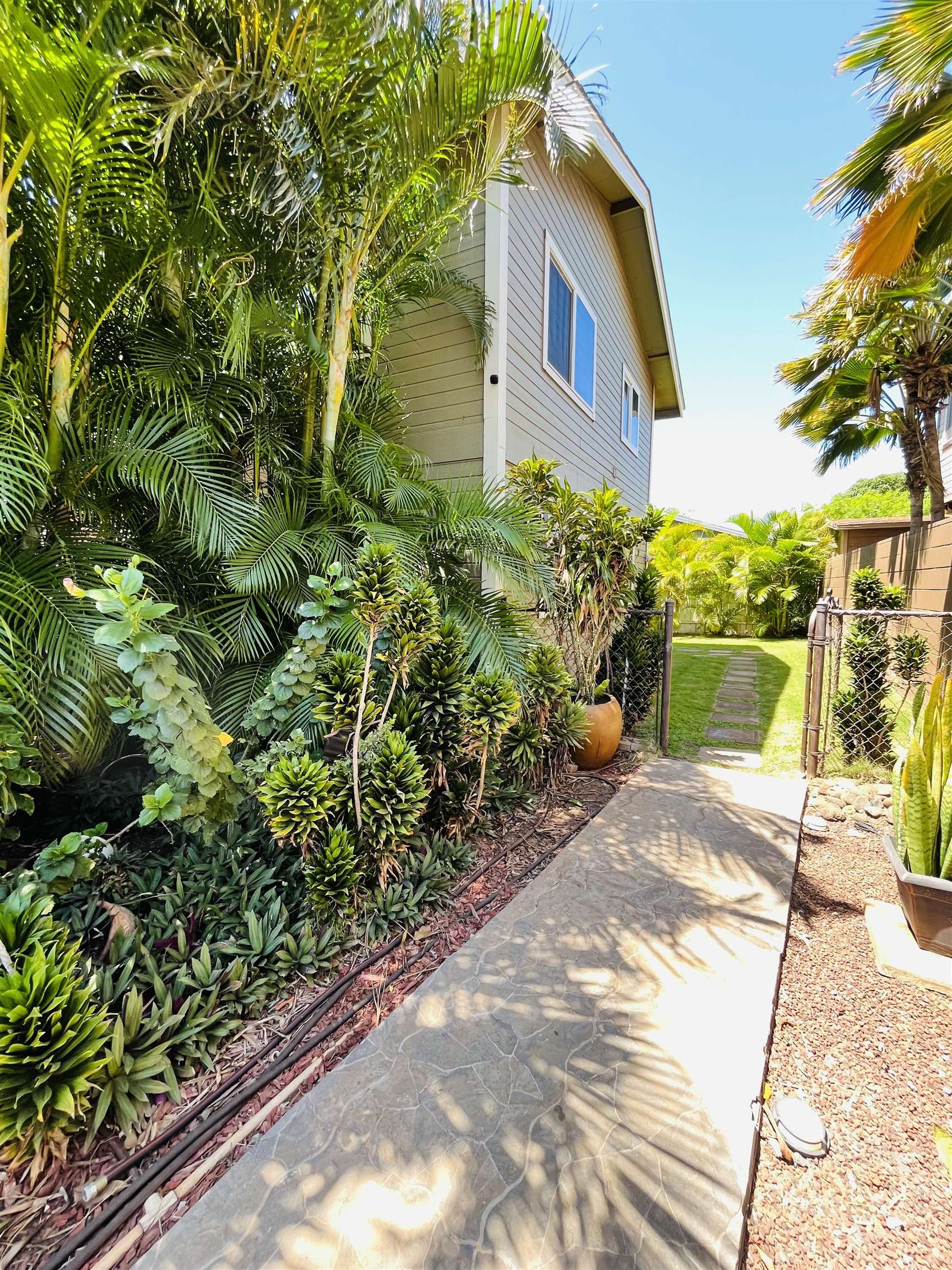 485  Kaiwahine St , Kihei home - photo 34 of 46