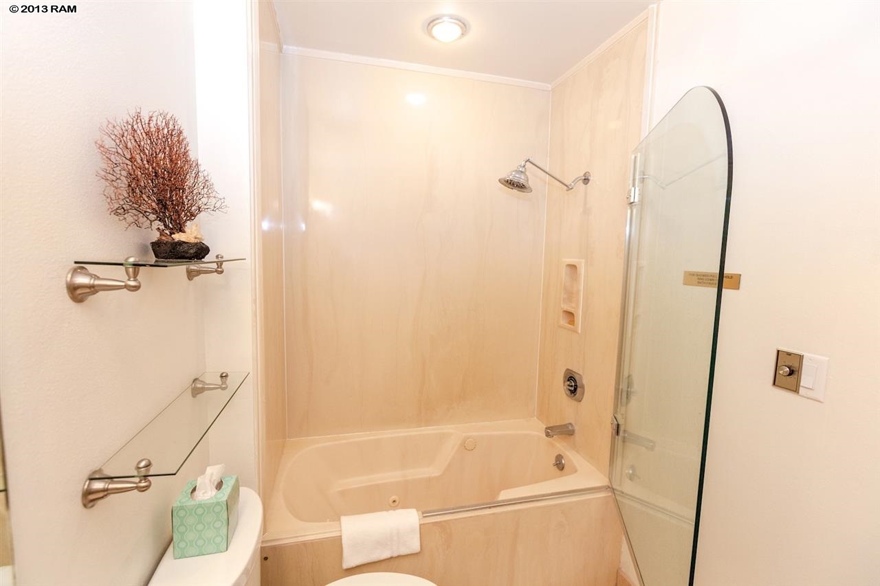 Makena Surf condo # B-303, Kihei, Hawaii - photo 16 of 23