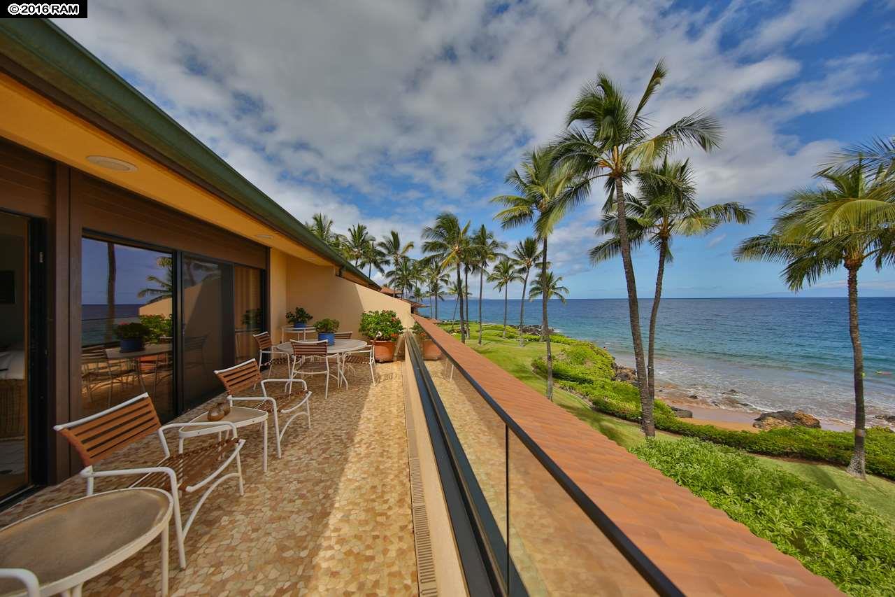 Makena Surf condo # E304, Kihei, Hawaii - photo 2 of 9