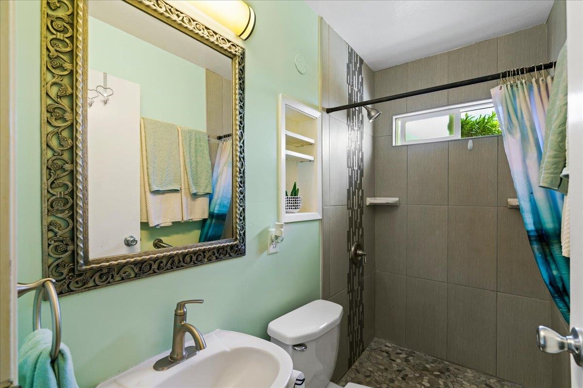 486  Polulani Dr , Wailuku home - photo 27 of 30