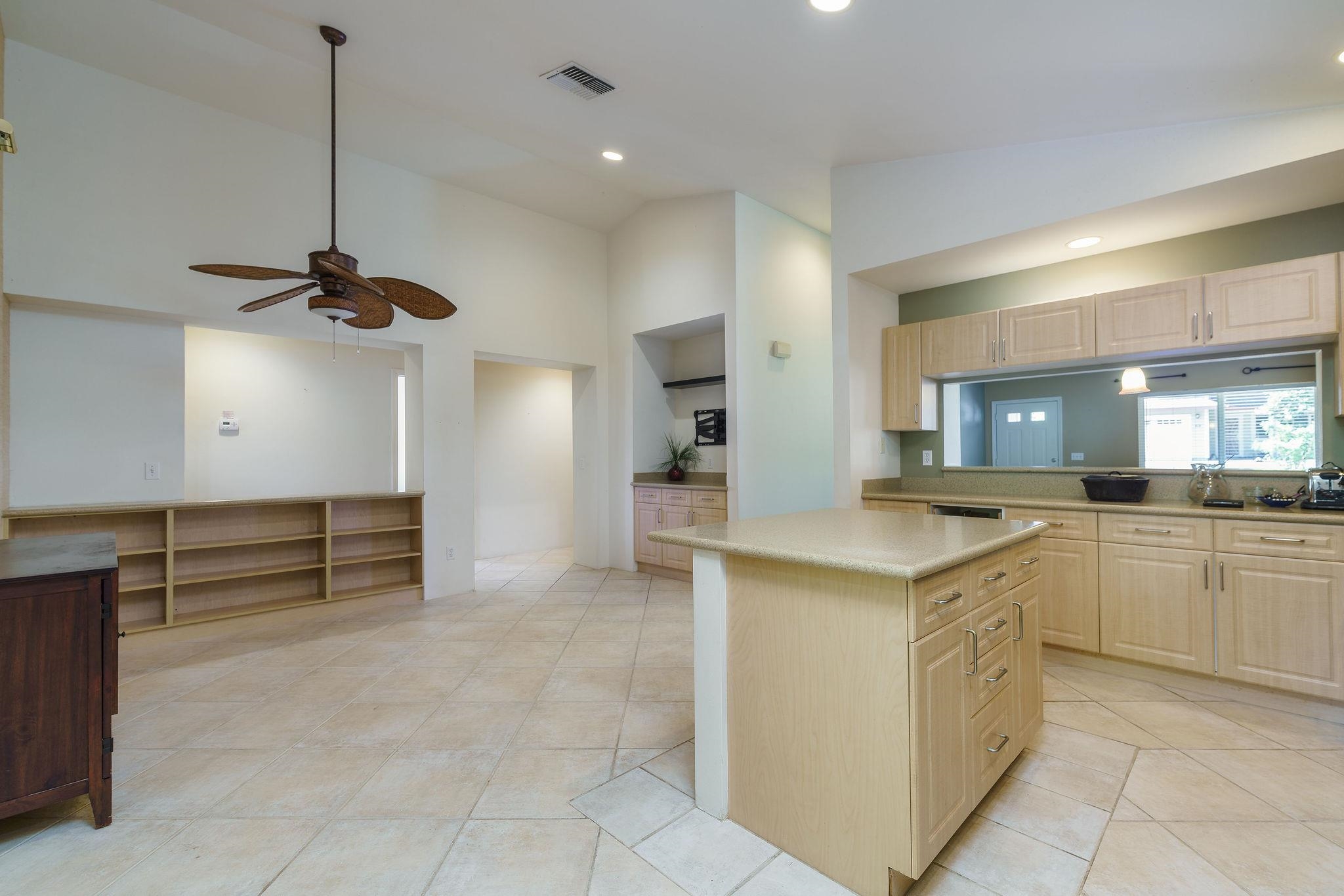 49  Hoowehi Pl , Kahului home - photo 7 of 29