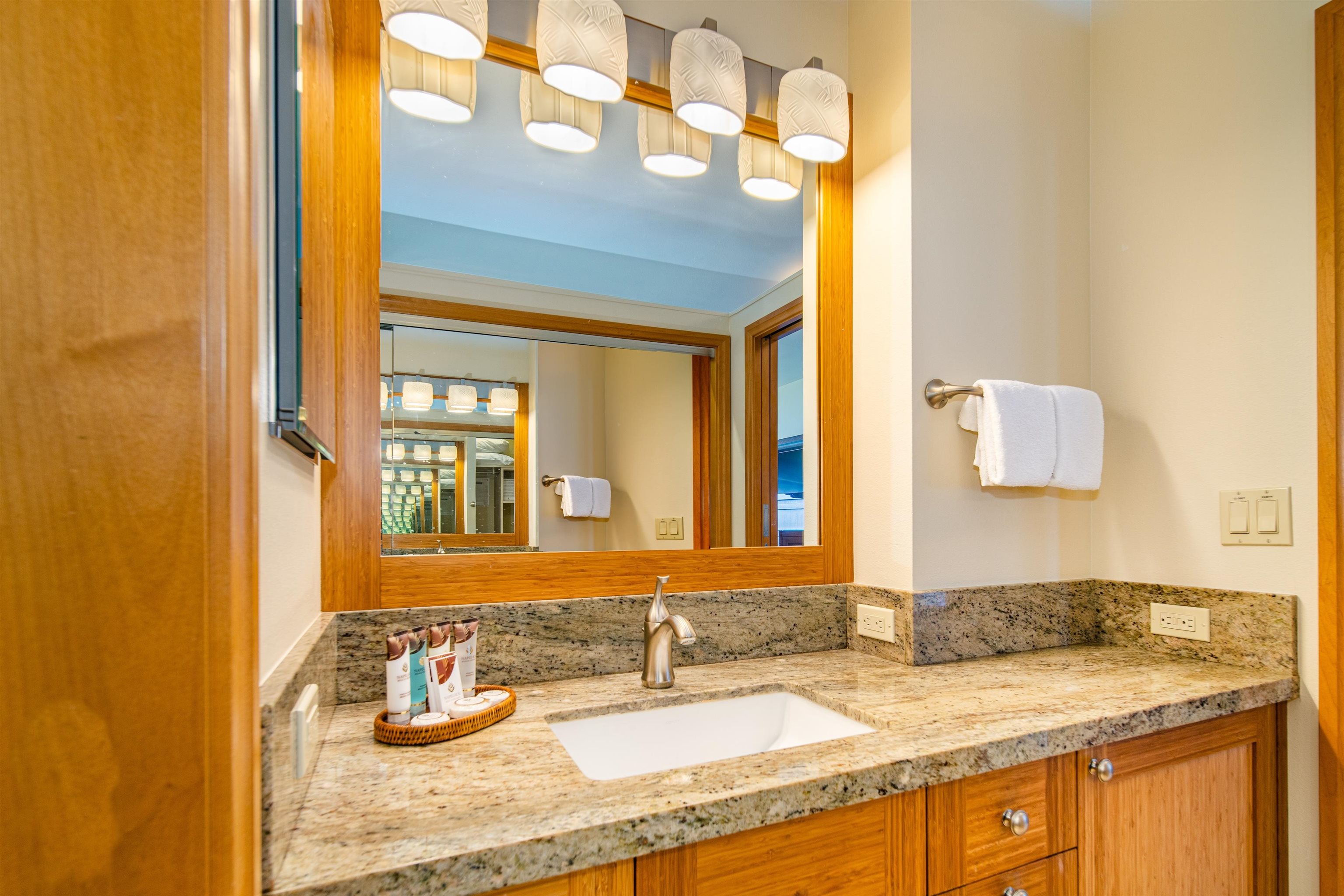 Puna Point I condo # 211, Lahaina, Hawaii - photo 36 of 50