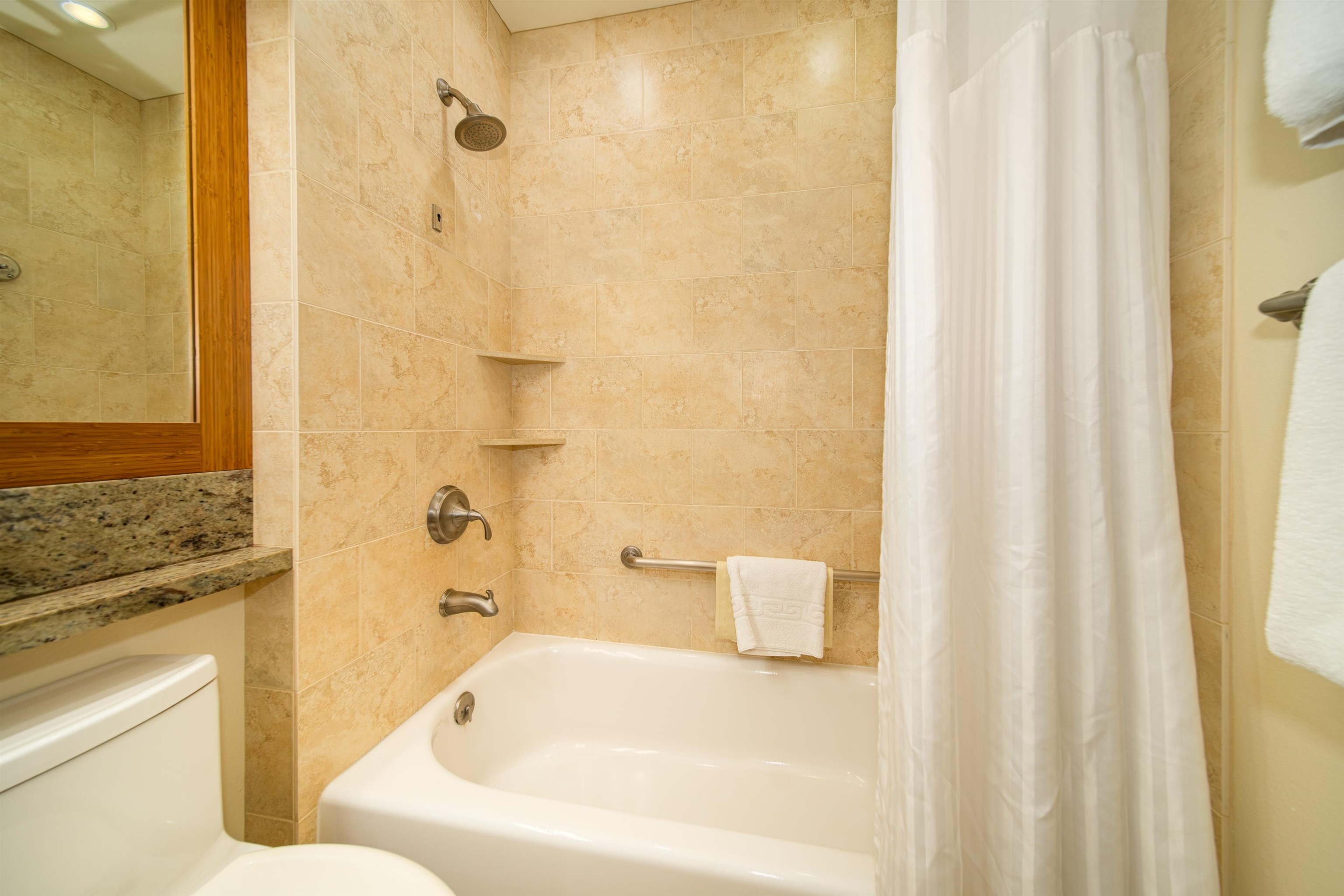 Puna Point I condo # 211, Lahaina, Hawaii - photo 38 of 50