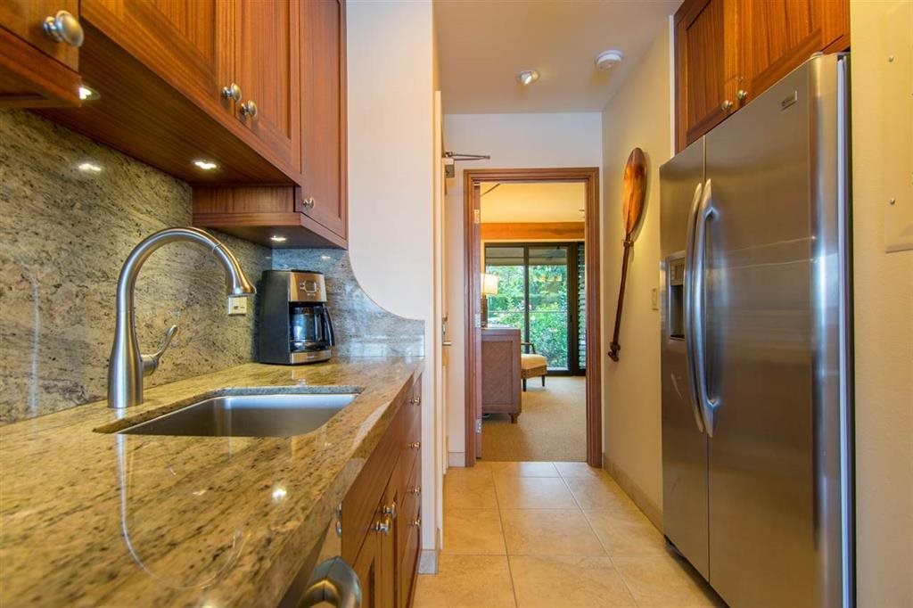 Puna Point I condo # 216, Lahaina, Hawaii - photo 11 of 25