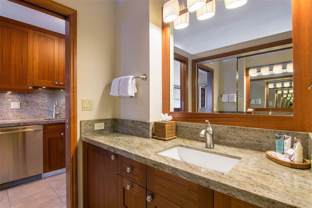 Puna Point I condo # 216, Lahaina, Hawaii - photo 14 of 25