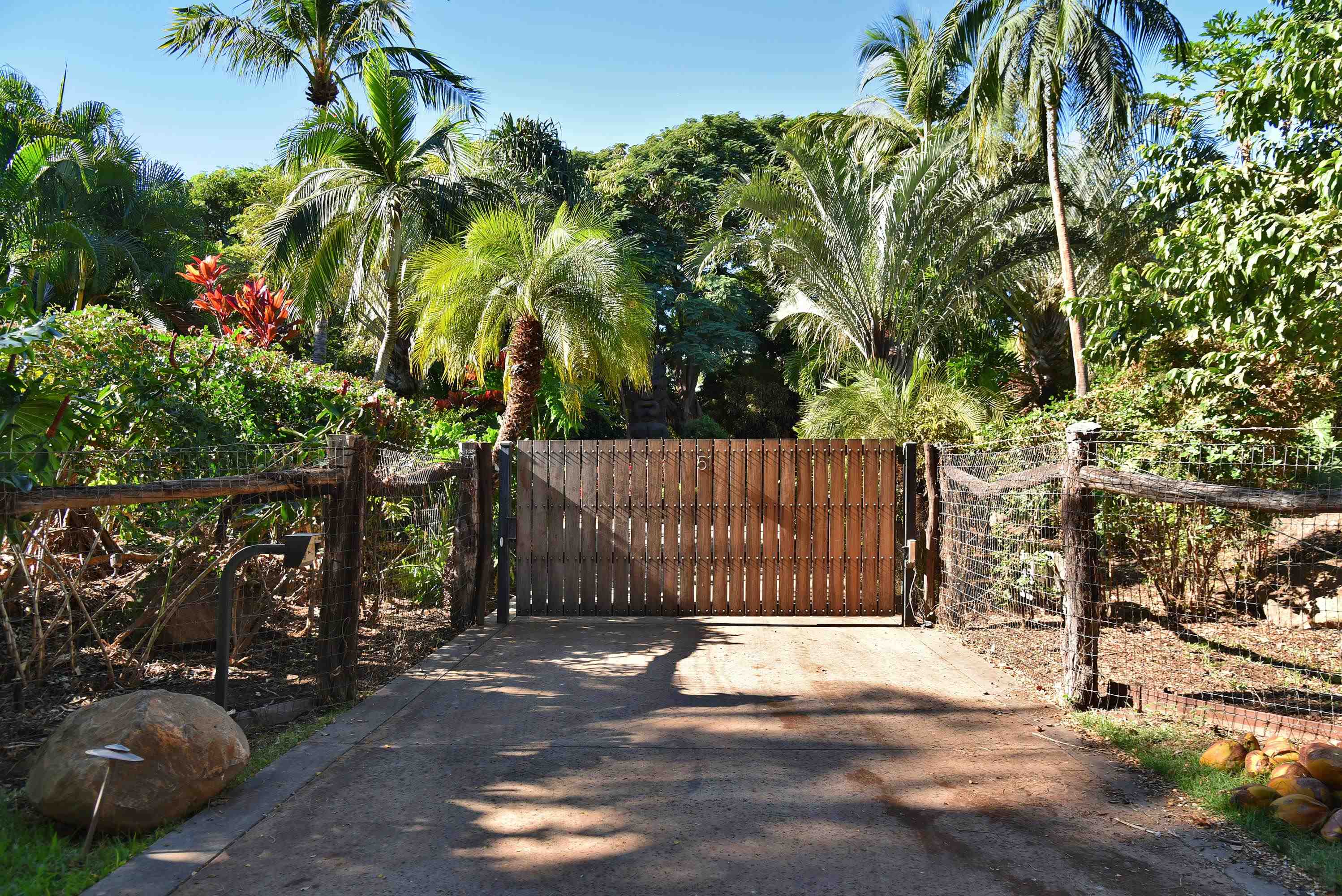49  Kuahulu Pl , Olowalu home - photo 15 of 50