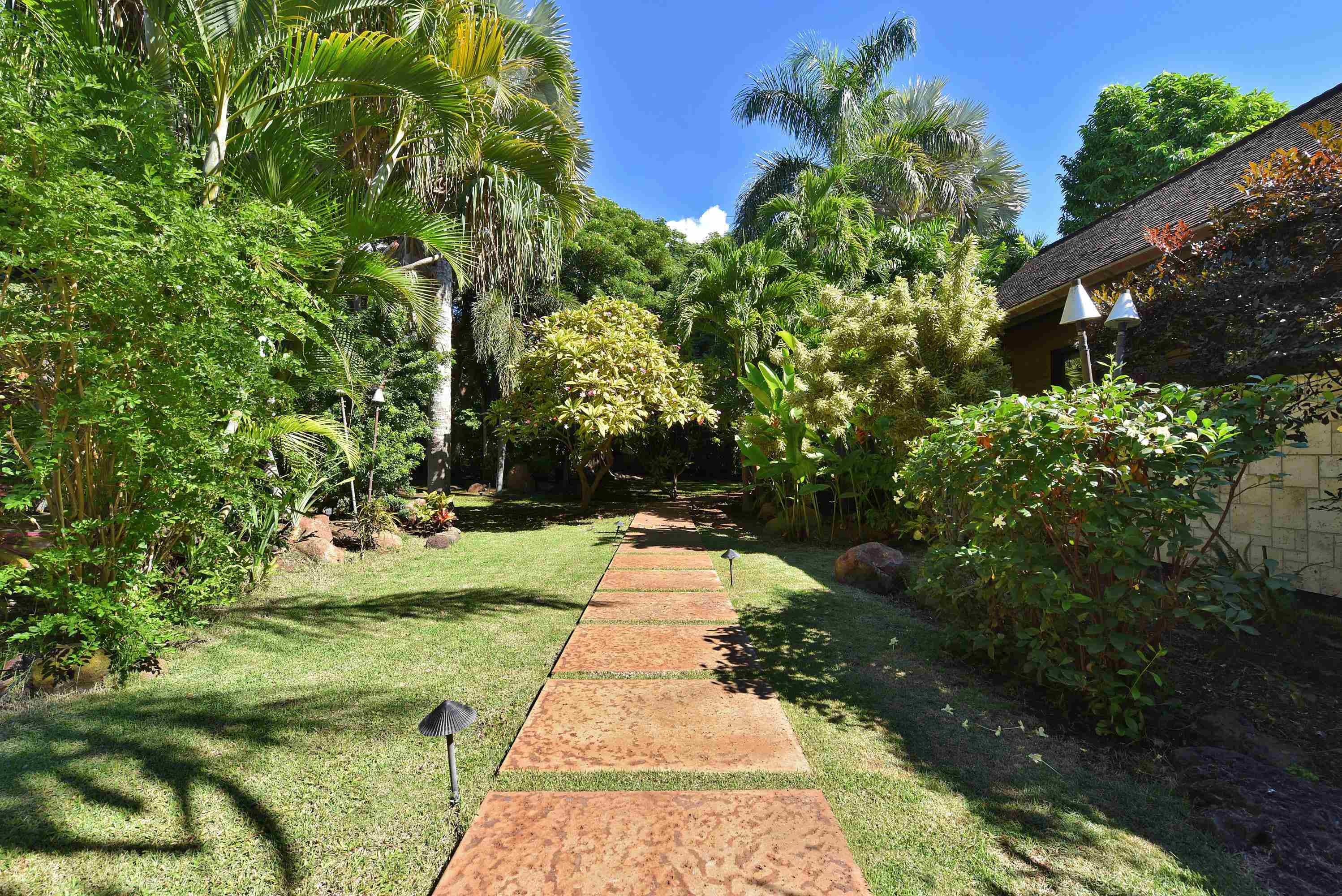49  Kuahulu Pl , Olowalu home - photo 20 of 50