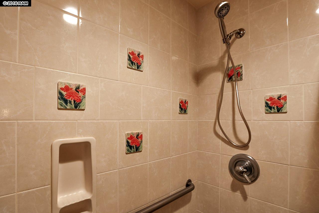 Kahana Sunset condo # B1B, Lahaina, Hawaii - photo 15 of 25