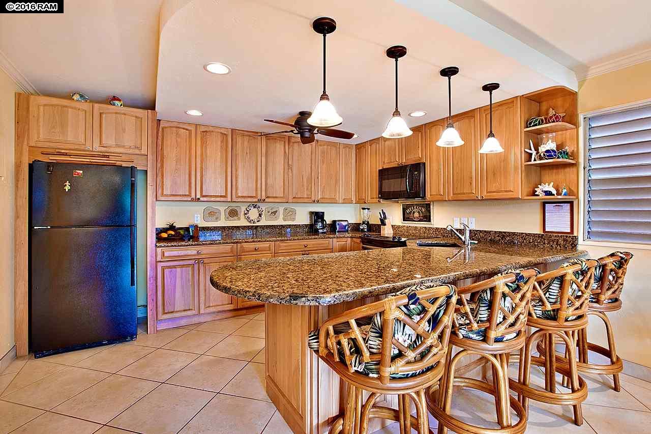 Kahana Sunset condo # B1B, Lahaina, Hawaii - photo 8 of 25