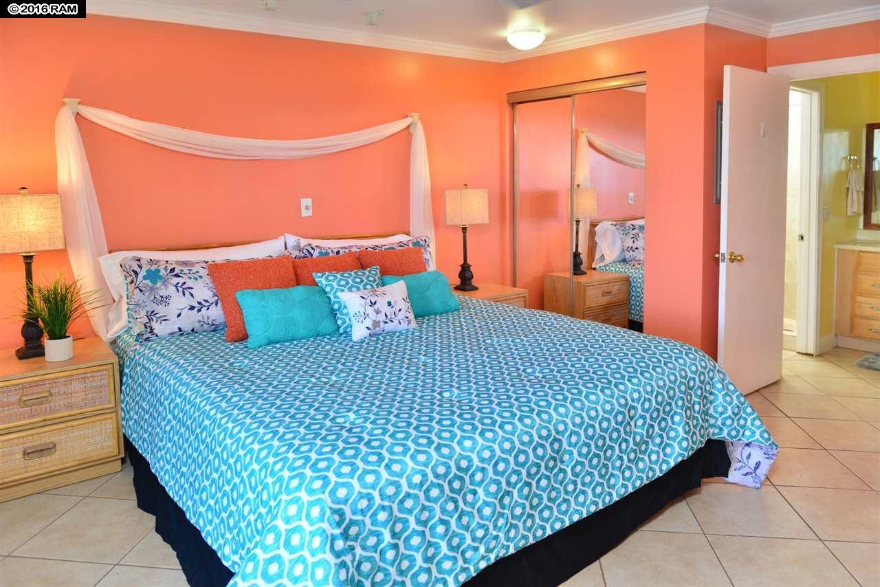 Kahana Sunset condo # D10, Lahaina, Hawaii - photo 20 of 30