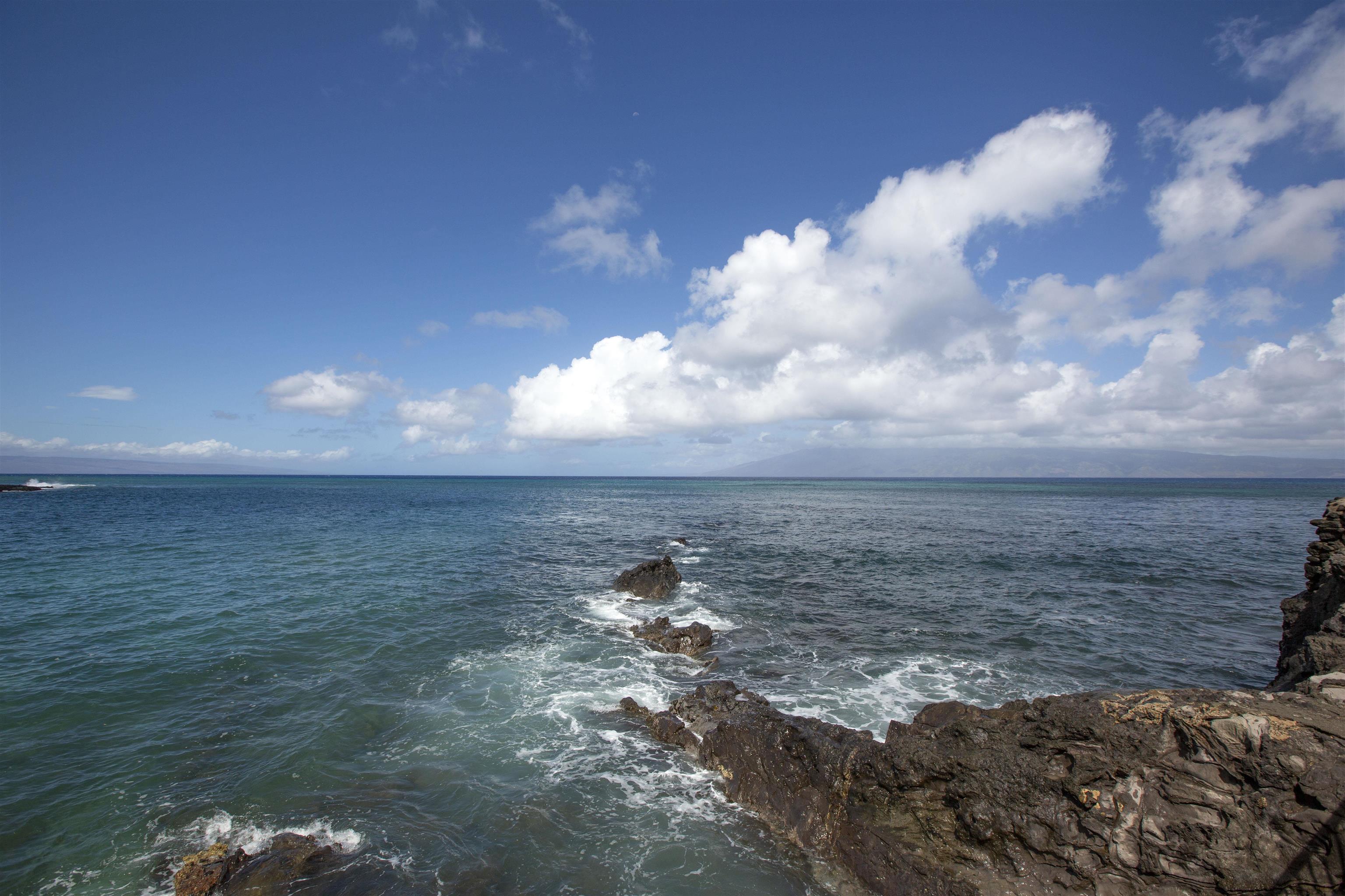 Kahana Sunset condo # A4, Lahaina, Hawaii - photo 28 of 31