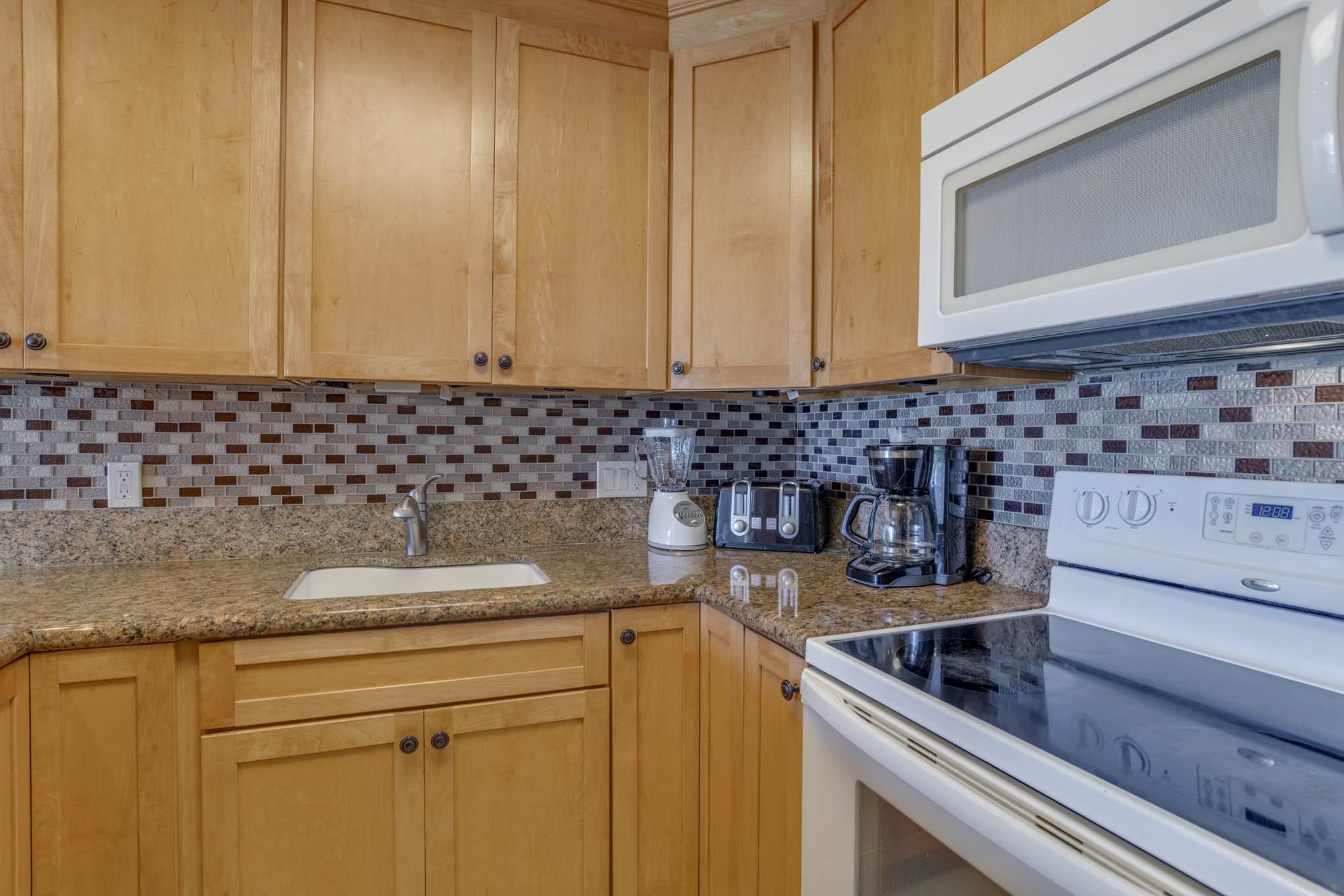 Kahana Sunset condo # A6, Lahaina, Hawaii - photo 17 of 35