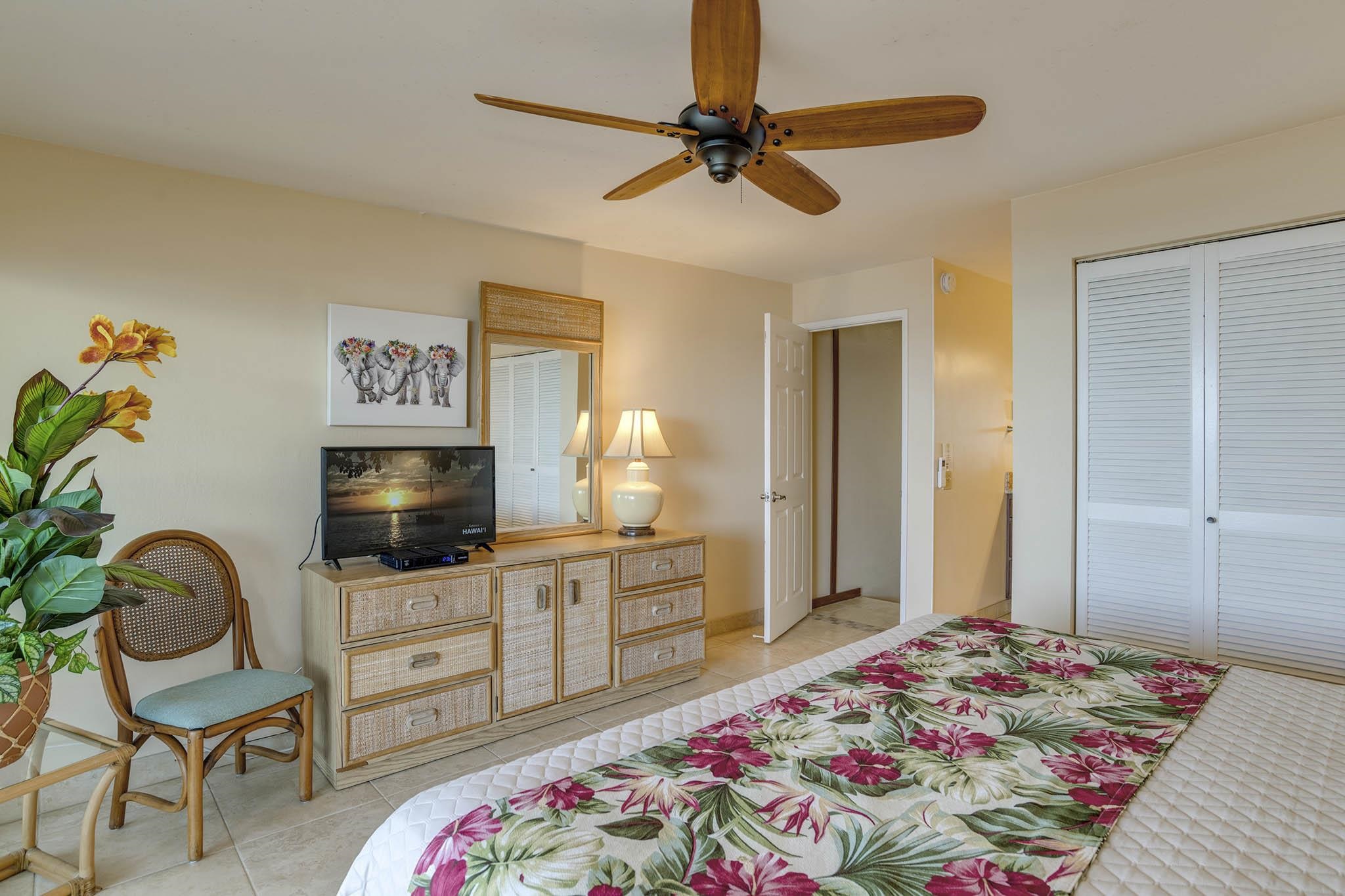 Kahana Sunset condo # A6, Lahaina, Hawaii - photo 27 of 35