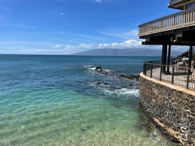 Kahana Sunset condo # D3, Lahaina, Hawaii - photo 31 of 39