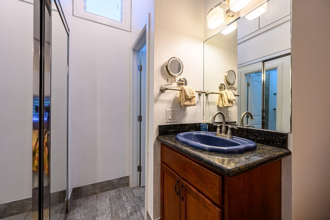 Kahana Sunset condo # D6, Lahaina, Hawaii - photo 15 of 47