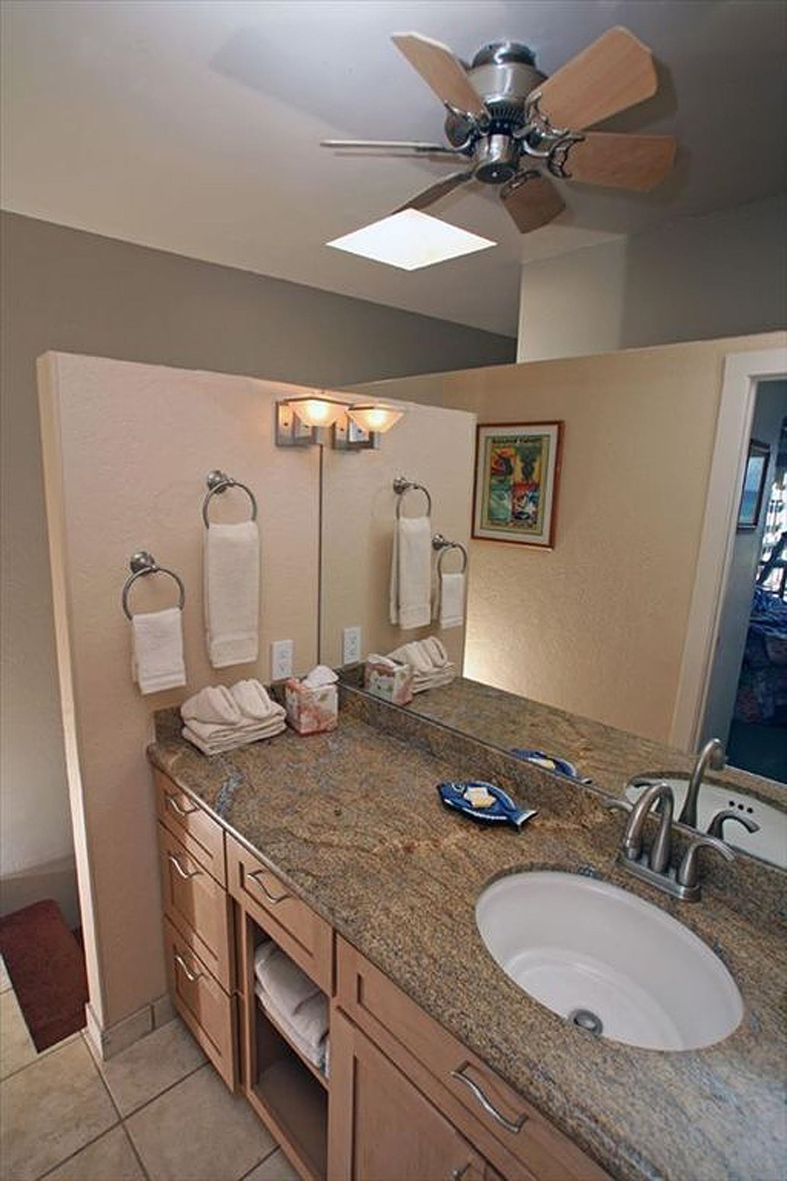 Kahana Sunset condo # D7, Lahaina, Hawaii - photo 25 of 38