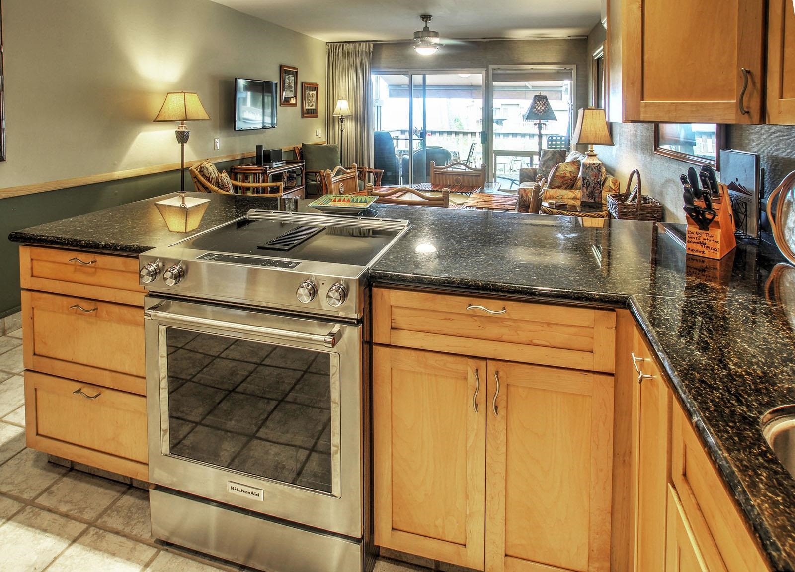 Kahana Sunset condo # D7, Lahaina, Hawaii - photo 6 of 38