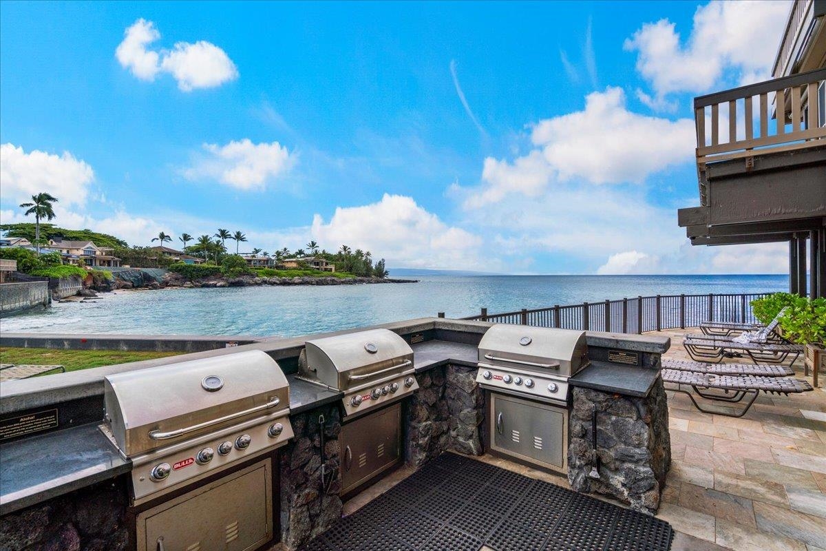 Kahana Sunset condo # E2E, Lahaina, Hawaii - photo 34 of 42